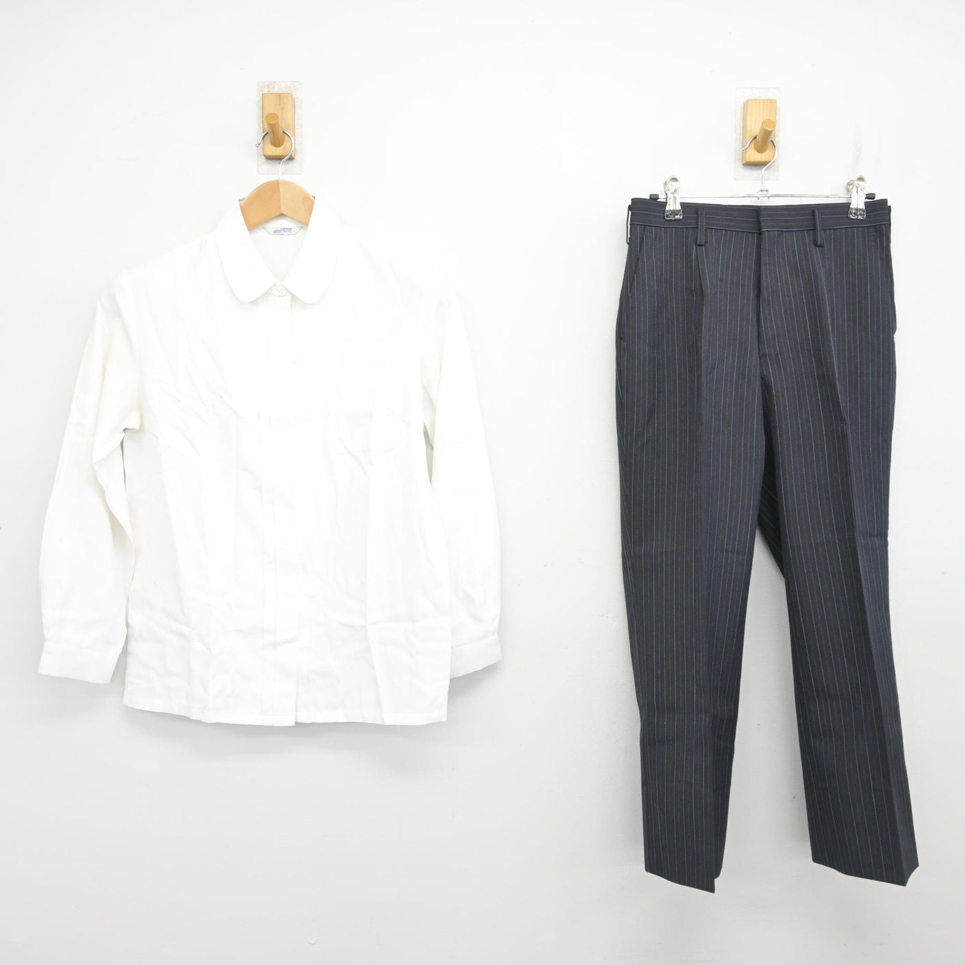 【中古】宮崎県 宮崎日本大学中学校/旧制服 女子制服 2点 (シャツ・ズボン) sf104073