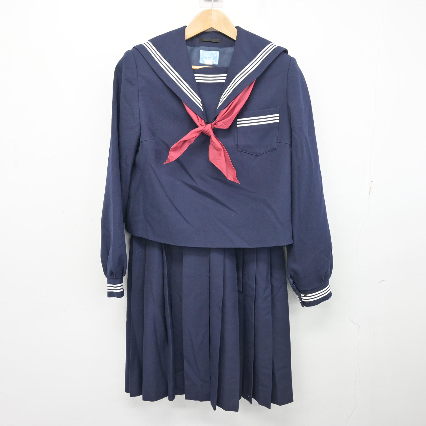 【中古】茨城県 日高中学校 女子制服 3点 (セーラー服・スカート) sf104077