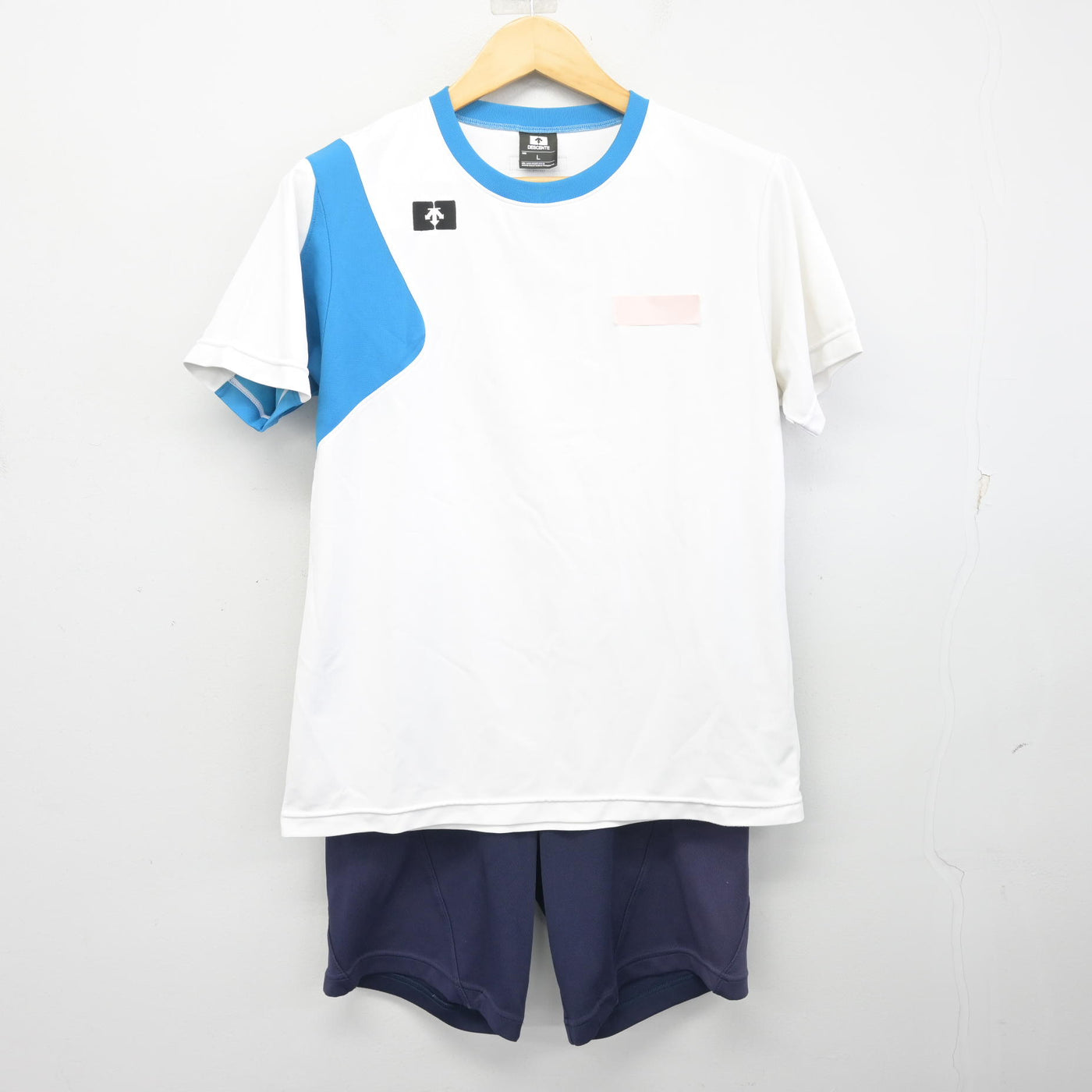 【中古】兵庫県 北摂三田高等学校 女子制服 3点 (ジャージ 上・体操服 上・体操服 下) sf104087