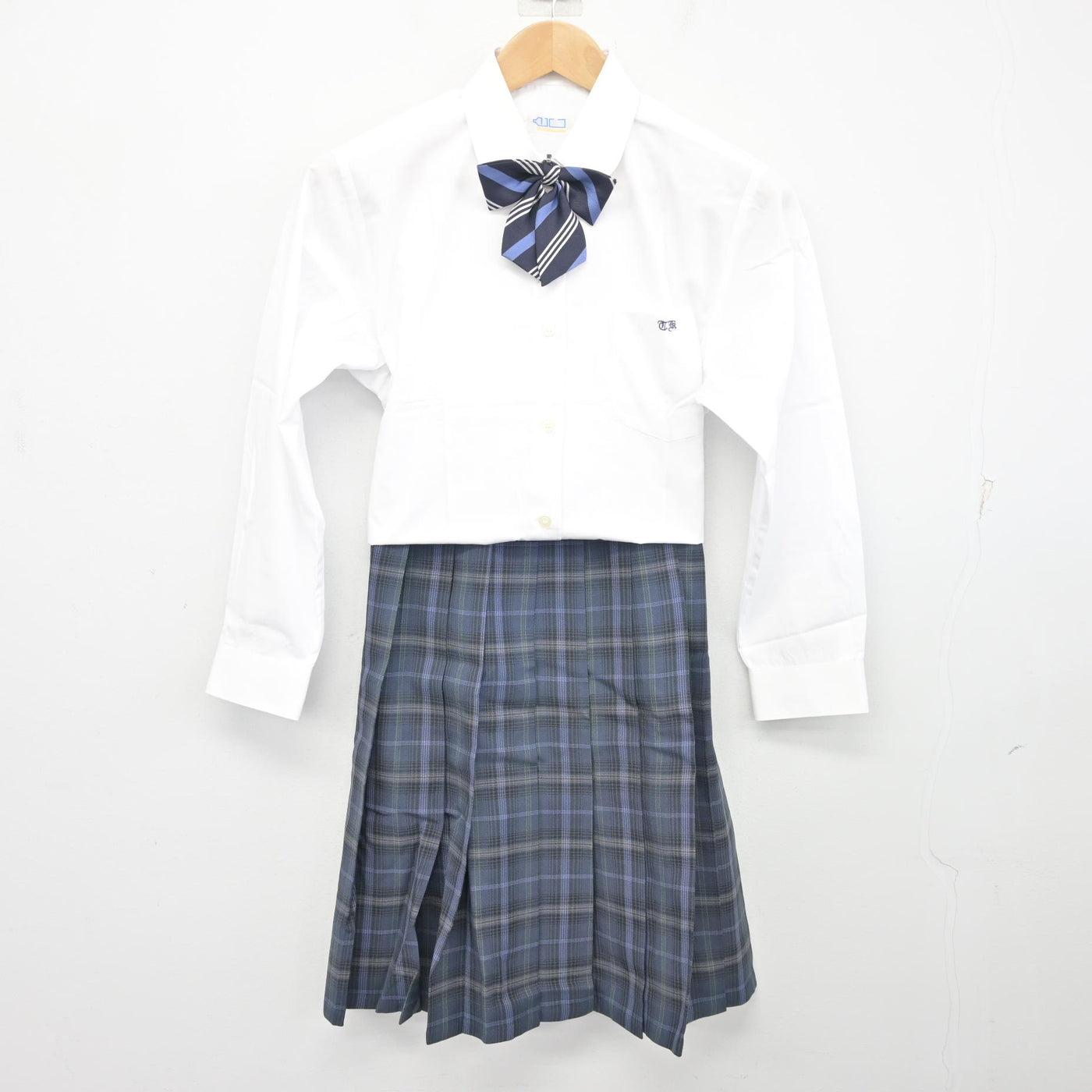 【中古】鳥取県 鳥取湖陵高等学校 女子制服 4点 (ブレザー・シャツ・スカート) sf104088