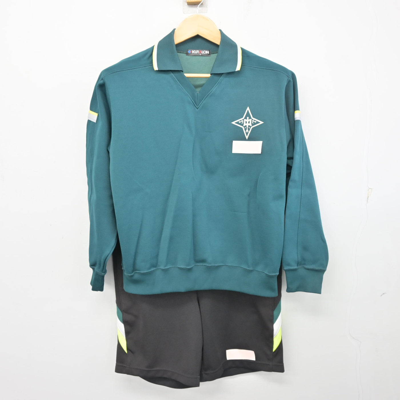 【中古】岩手県 黒石野中学校 女子制服 3点 (ジャージ 上・体操服 下) sf104096