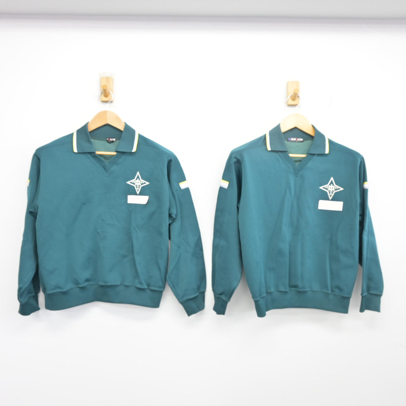 【中古】岩手県 黒石野中学校 女子制服 3点 (ジャージ 上・体操服 下) sf104096