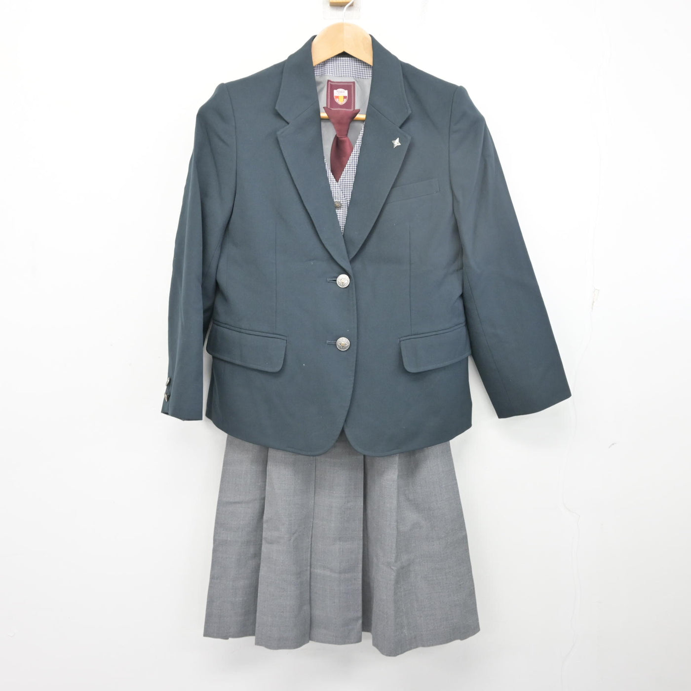 【中古】岩手県 黒石野中学校 女子制服 5点 (ブレザー・ベスト・スカート) sf104097