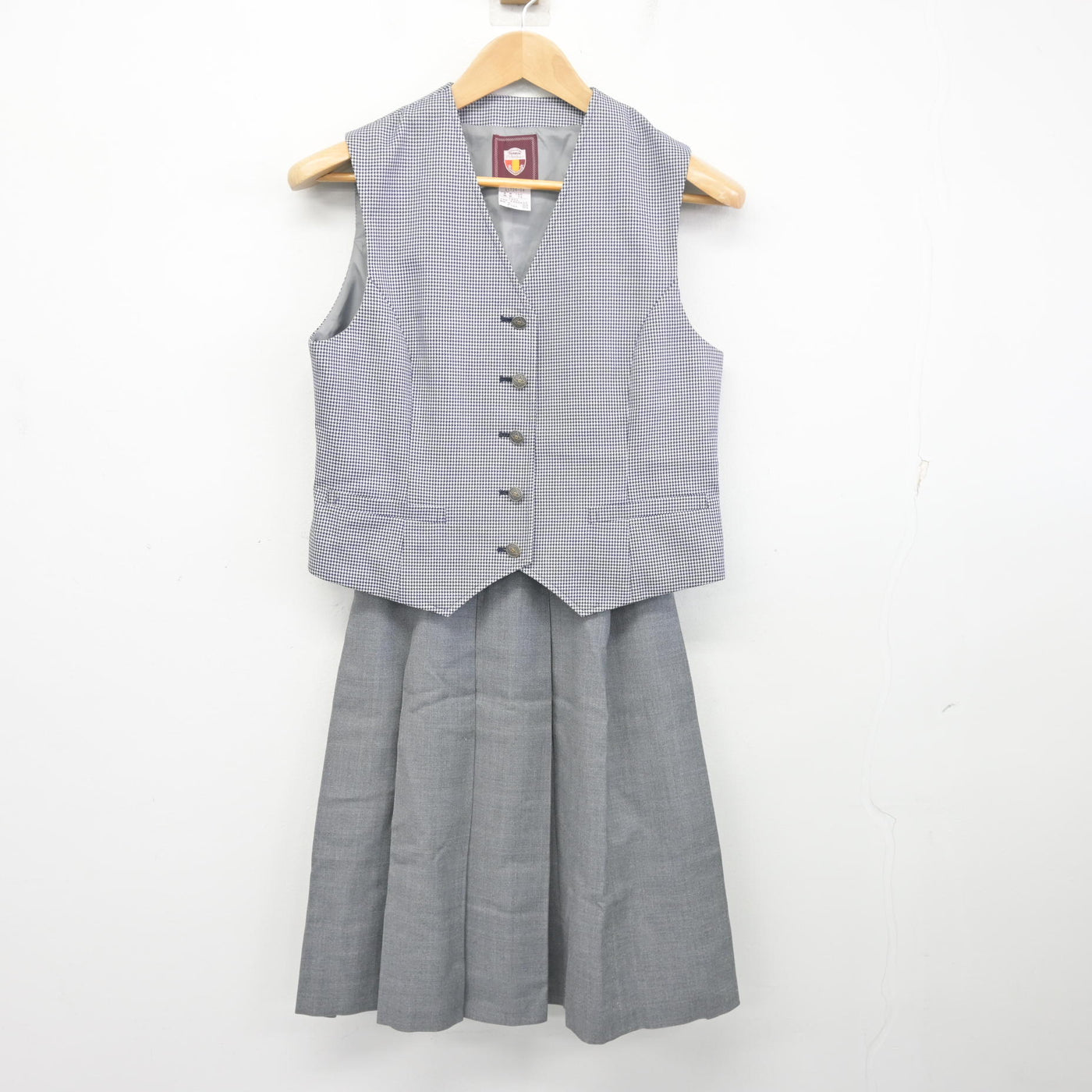 【中古】岩手県 黒石野中学校 女子制服 5点 (ブレザー・ベスト・スカート) sf104097