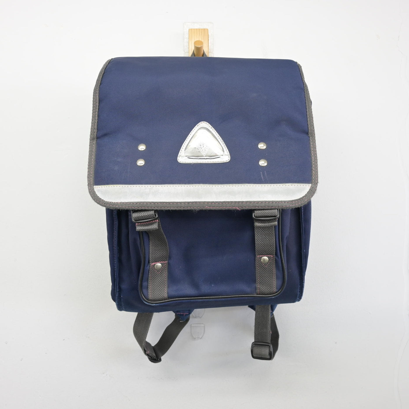 【中古】岩手県 黒石野中学校 女子制服 1点 (カバン) sf104102