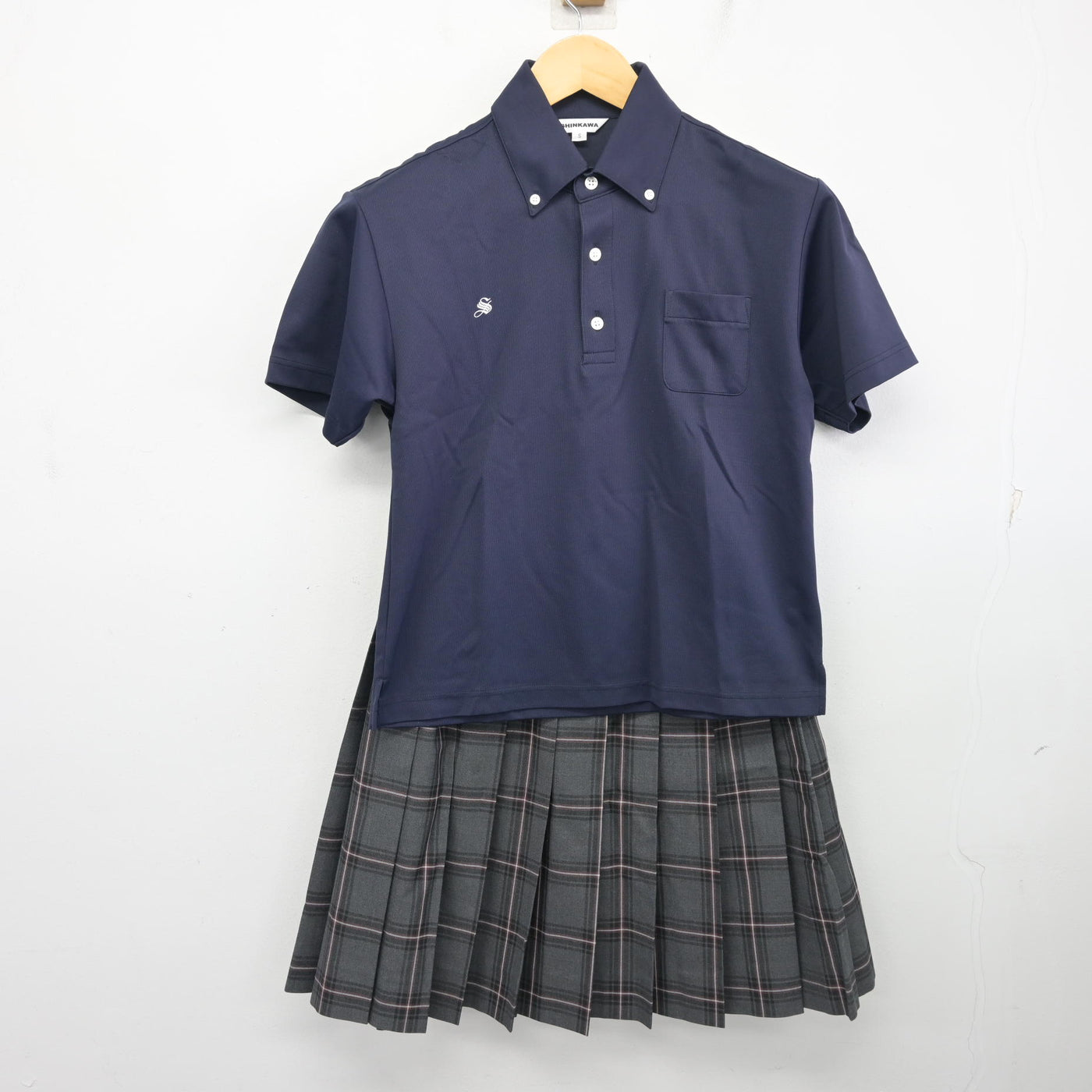 【中古】北海道 市立札幌新川高等学校 女子制服 2点 (シャツ・スカート) sf104111