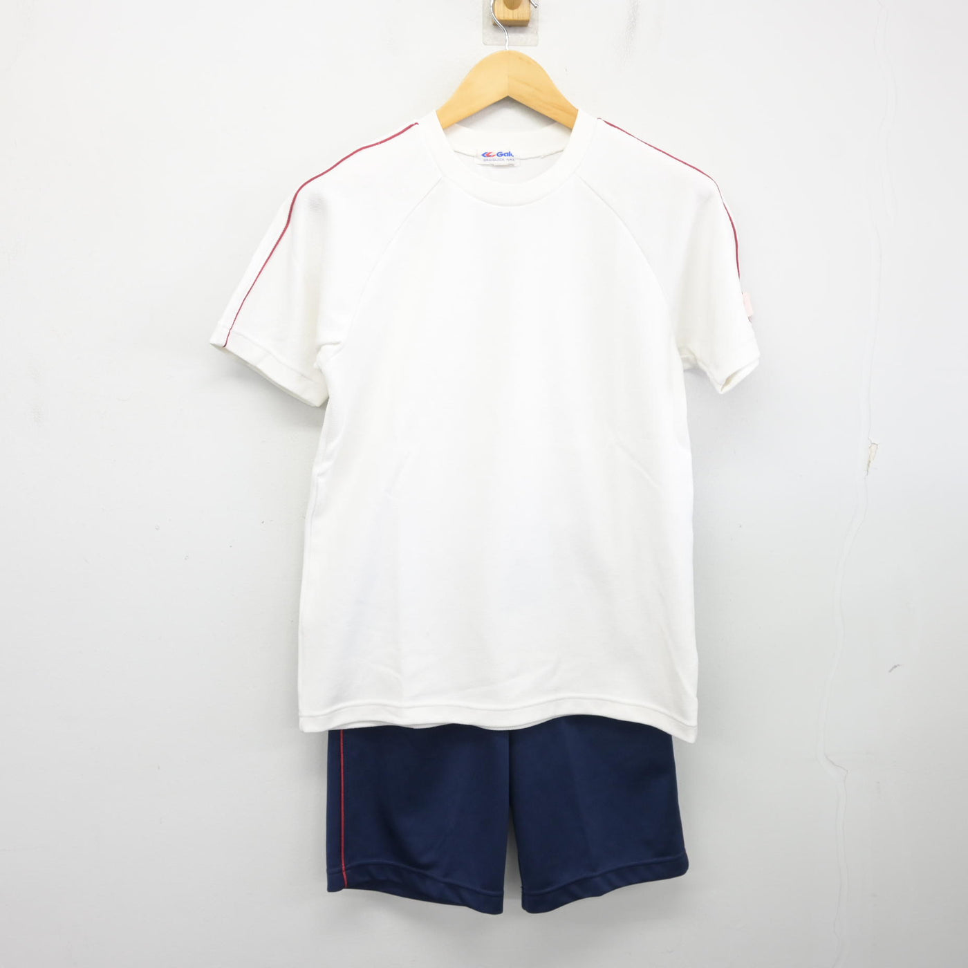 【中古】東京都 松江第五中学校 女子制服 2点 (体操服 上・体操服 下) sf104118