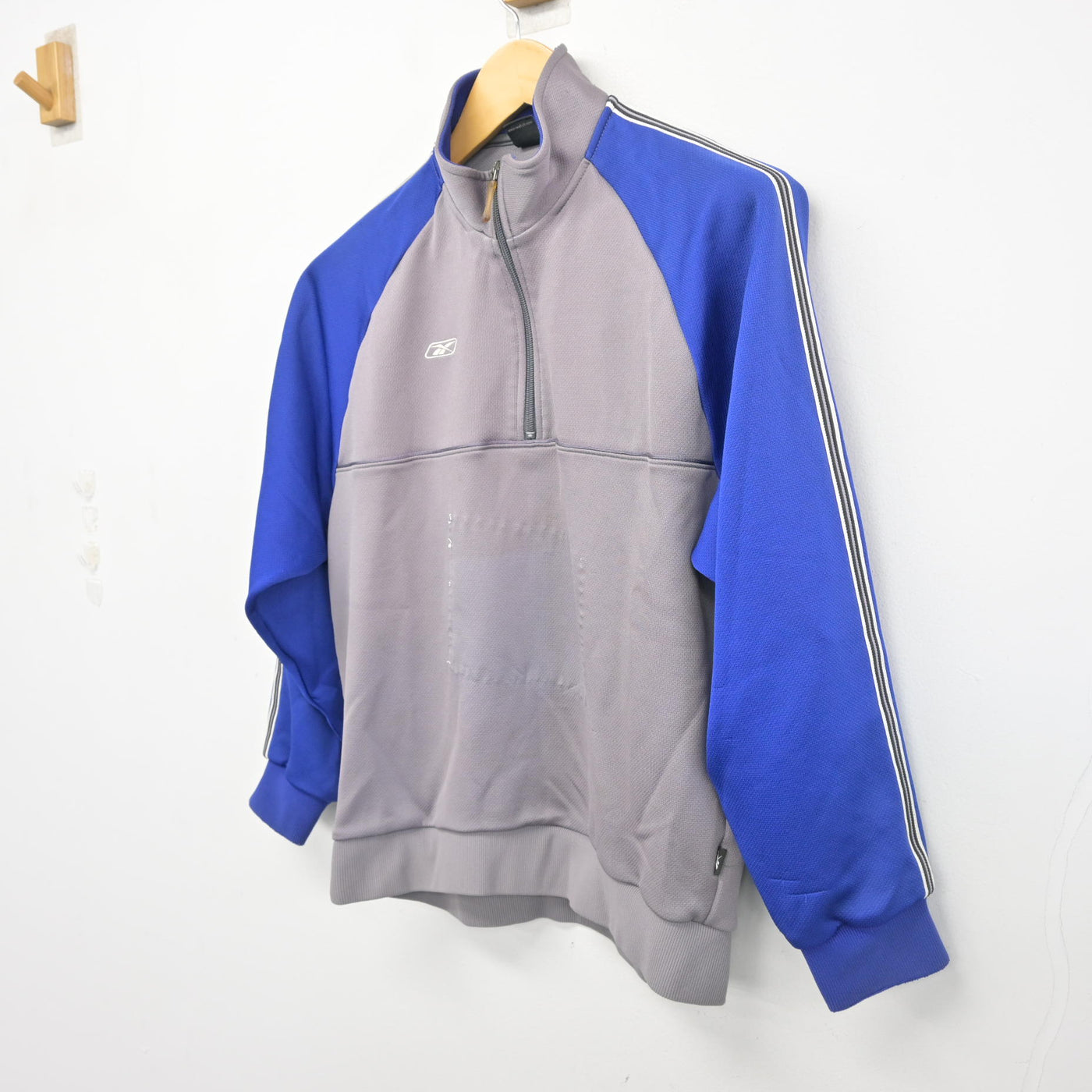 【中古】熊本県 南小国中学校 女子制服 1点 (ジャージ 上) sf104128