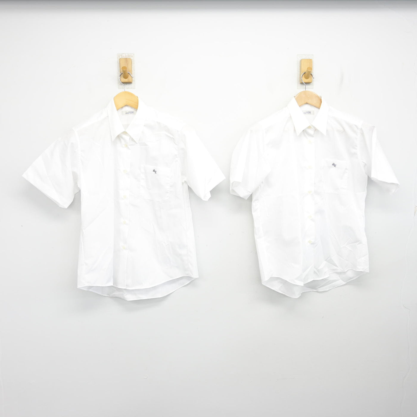 【中古】埼玉県 草加東高等学校 女子制服 3点 (シャツ・スカート) sf104135