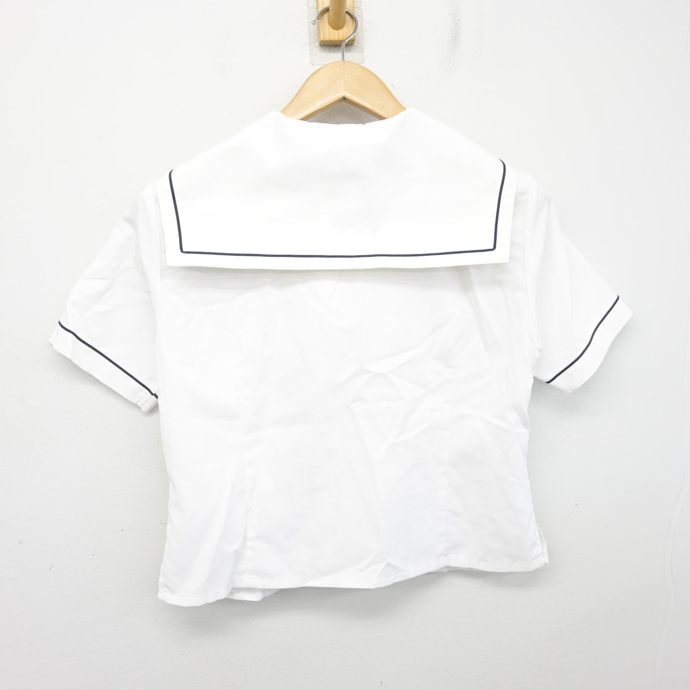 【中古】東京都 板橋有徳高等学校 女子制服 2点 (ブラウス・スカート) sf104139