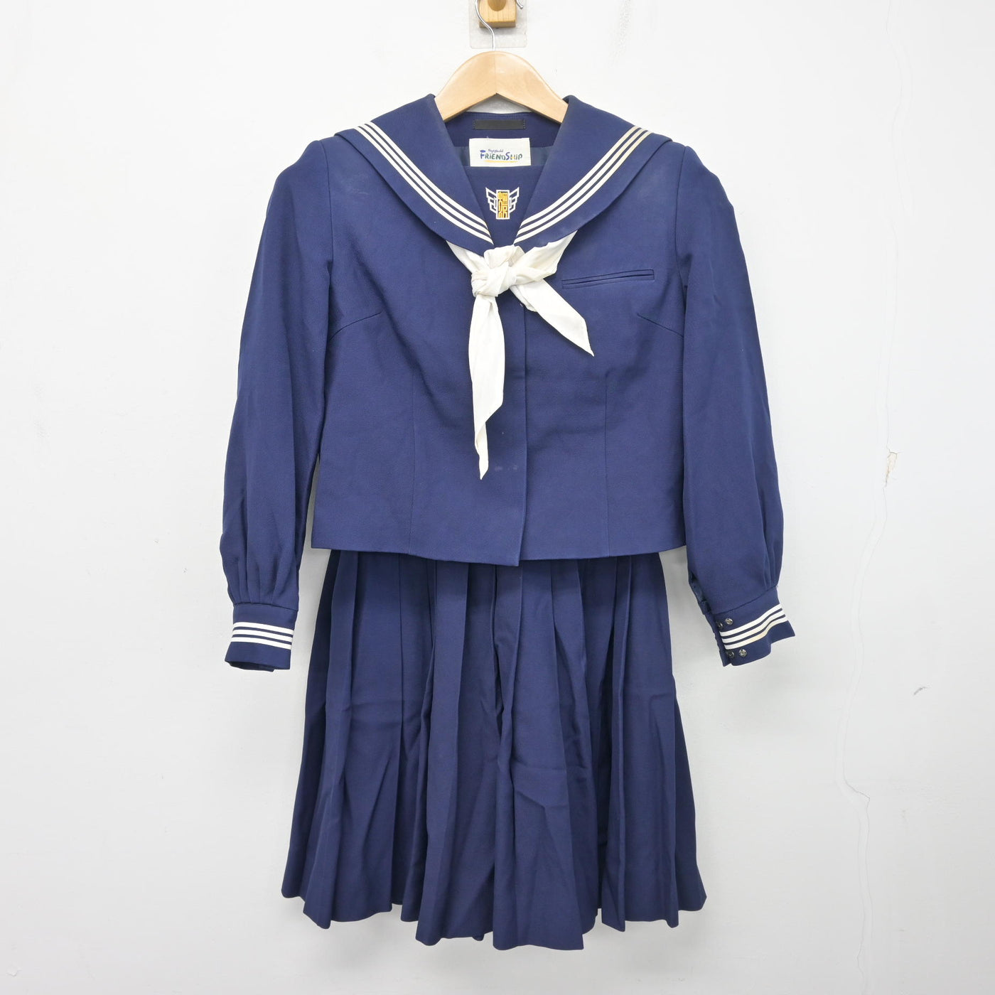 【中古】千葉県 畑沢中学校 女子制服 3点 (セーラー服・スカート) sf104140