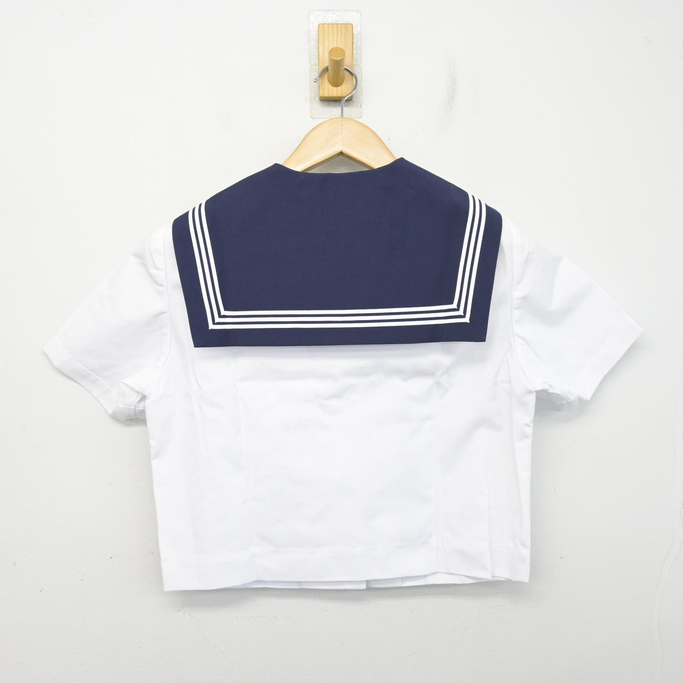 【中古】千葉県 畑沢中学校 女子制服 3点 (セーラー服・スカート) sf104141