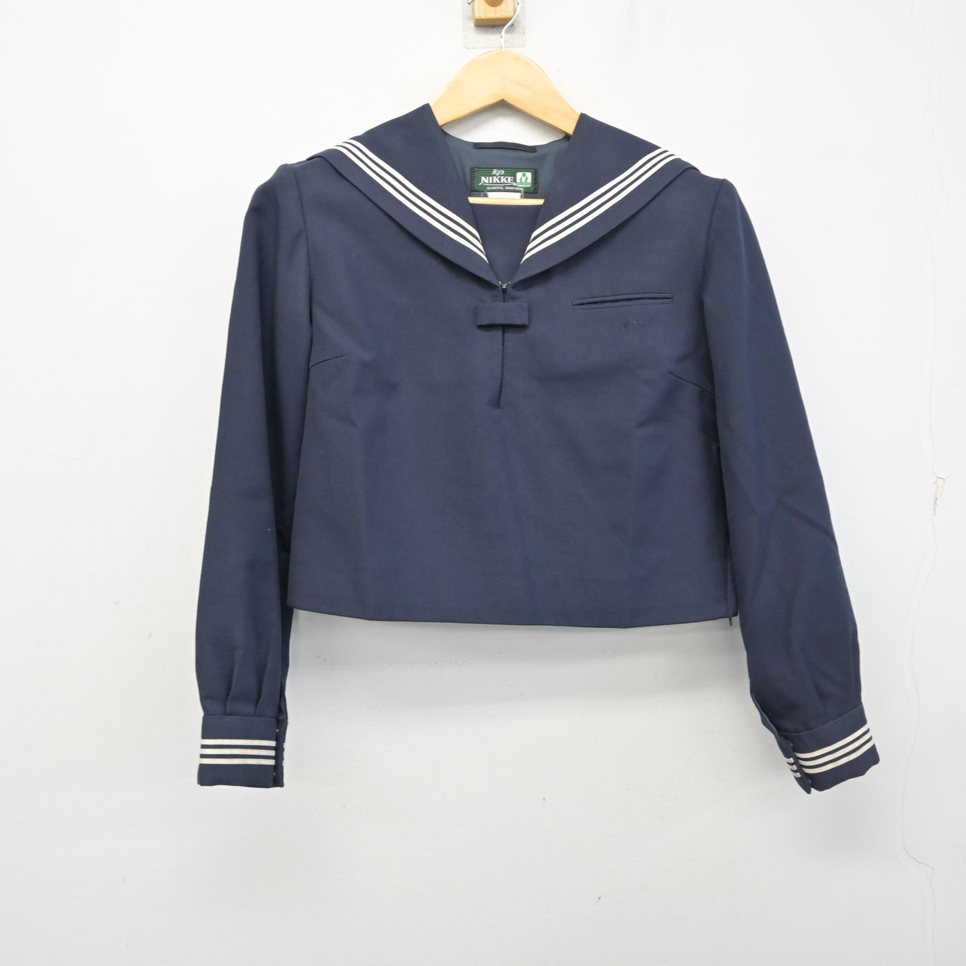 【中古】神奈川県 御幸中学校 女子制服 2点 (セーラー服・スカート) sf104151