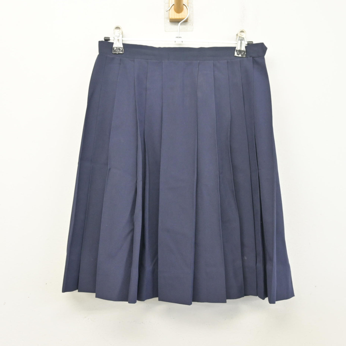 【中古】神奈川県 御幸中学校 女子制服 2点 (セーラー服・スカート) sf104151