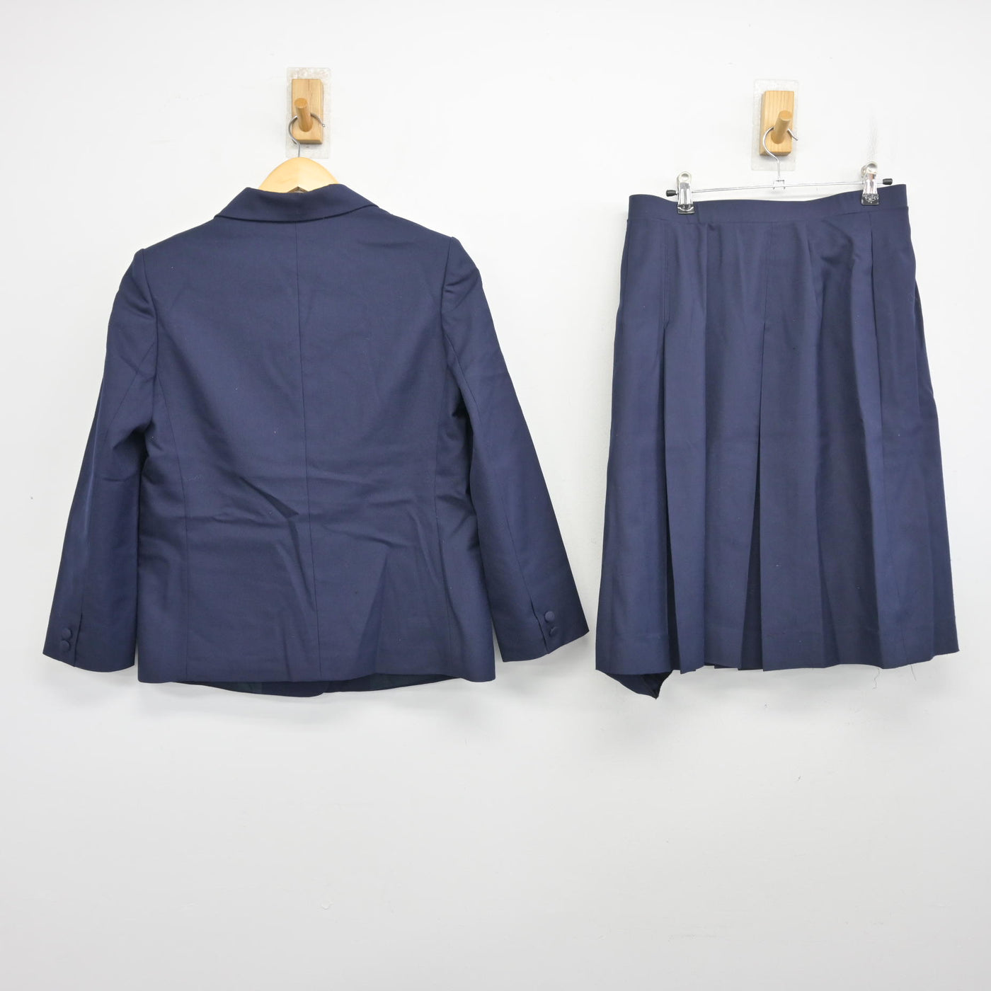 【中古】千葉県 千城台南中学校 女子制服 2点 (ブレザー・スカート) sf104167