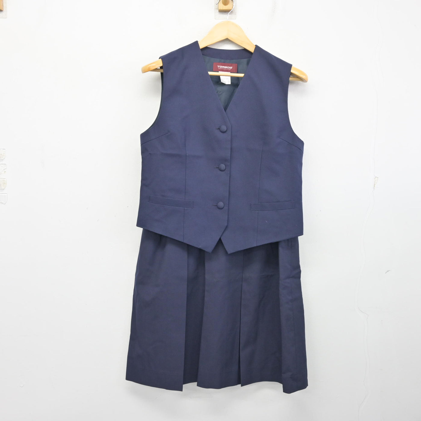 【中古】千葉県 千城台南中学校 女子制服 2点 (ベスト・スカート) sf104168