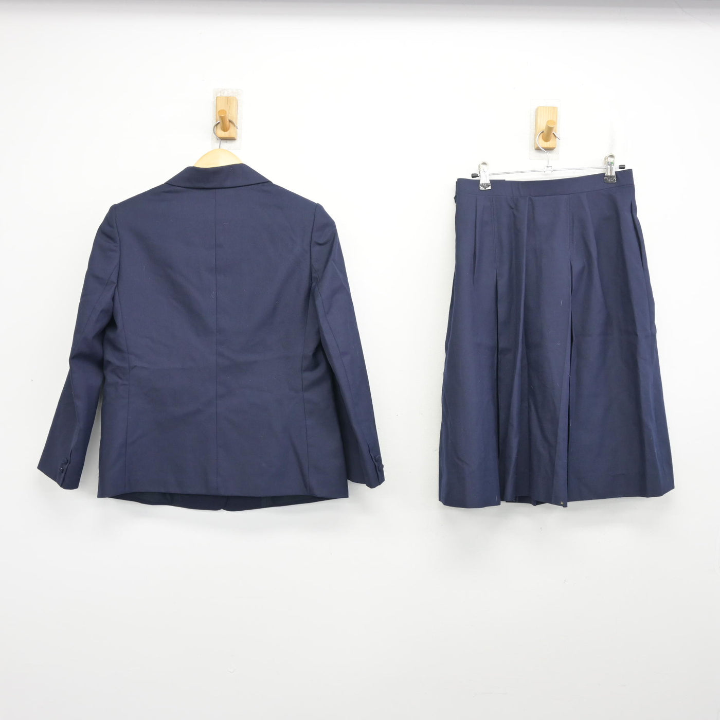 【中古】千葉県 千城台南中学校 女子制服 2点 (ブレザー・スカート) sf104169