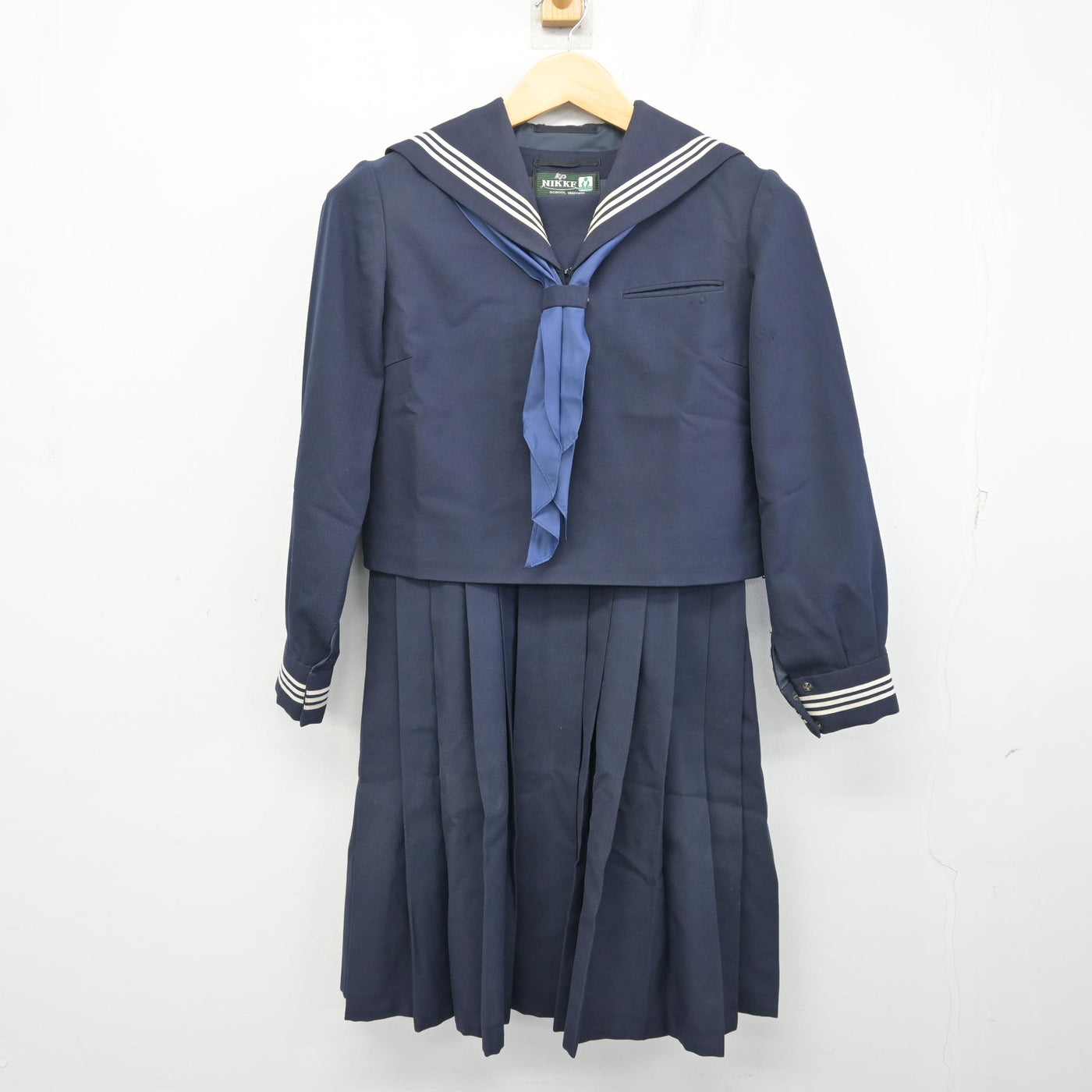 【中古】神奈川県 御幸中学校 女子制服 3点 (セーラー服・ジャンパースカート) sf104181