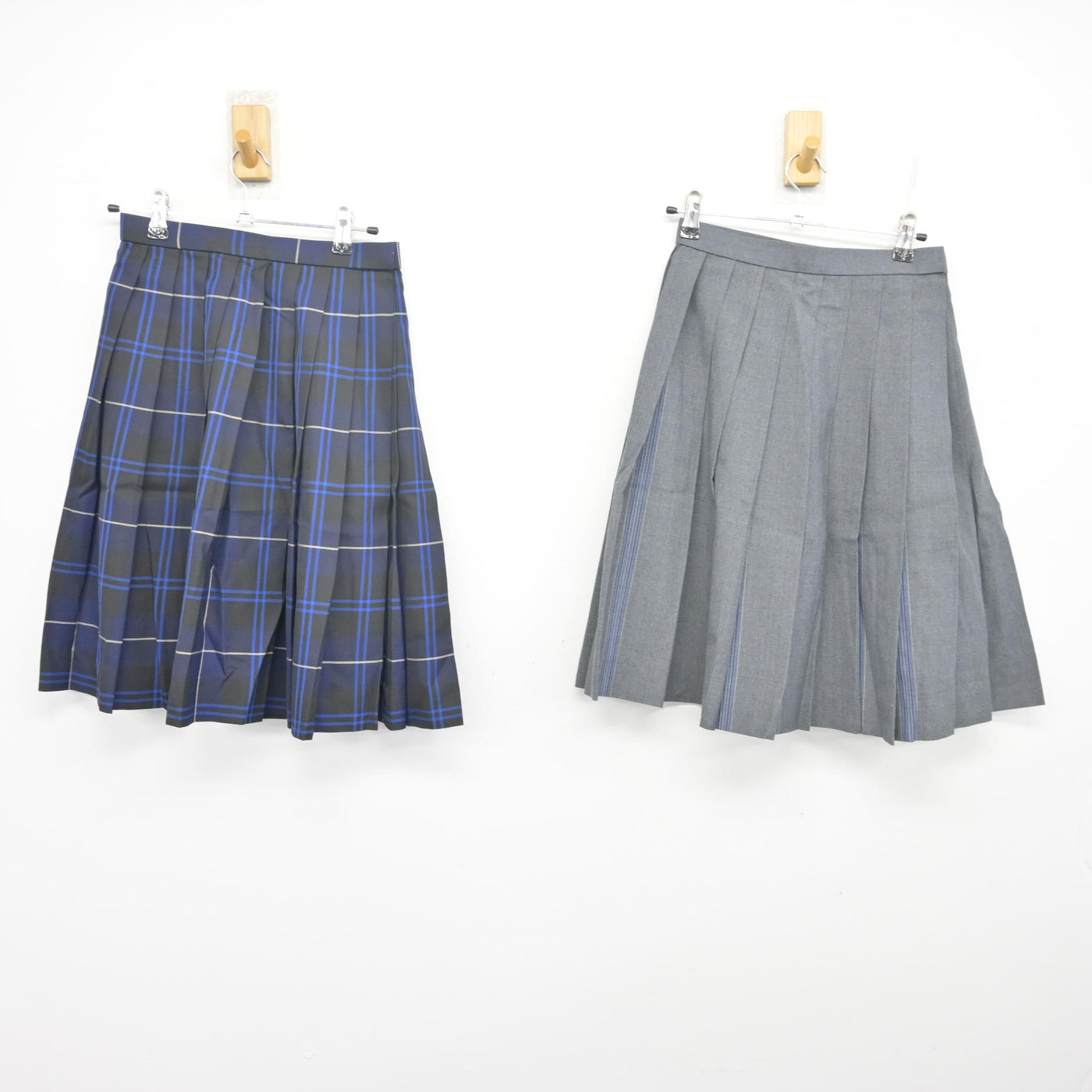 【中古】神奈川県 桐蔭学園高等学校 女子制服 2点 (スカート) sf104201