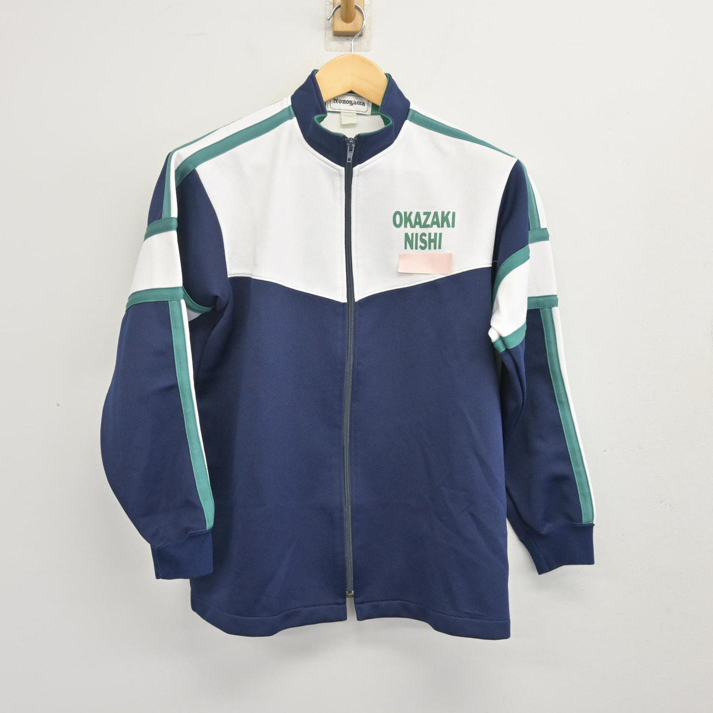 【中古】愛知県 岡崎西高等学校 女子制服 3点 (ジャージ 上・体操服 下・ジャージ 下) sf104251