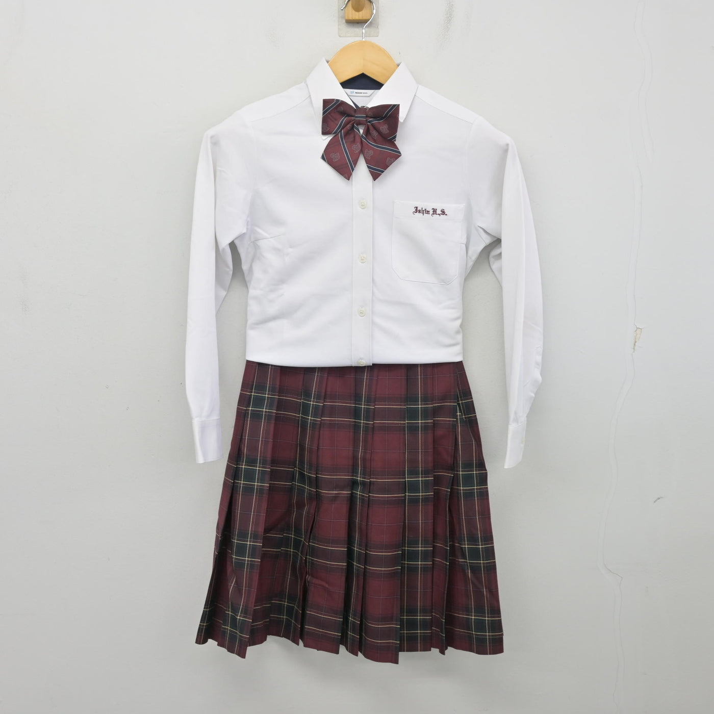 【中古】愛知県 惟信高等学校 女子制服 4点 (ブレザー・シャツ・スカート) sf104254