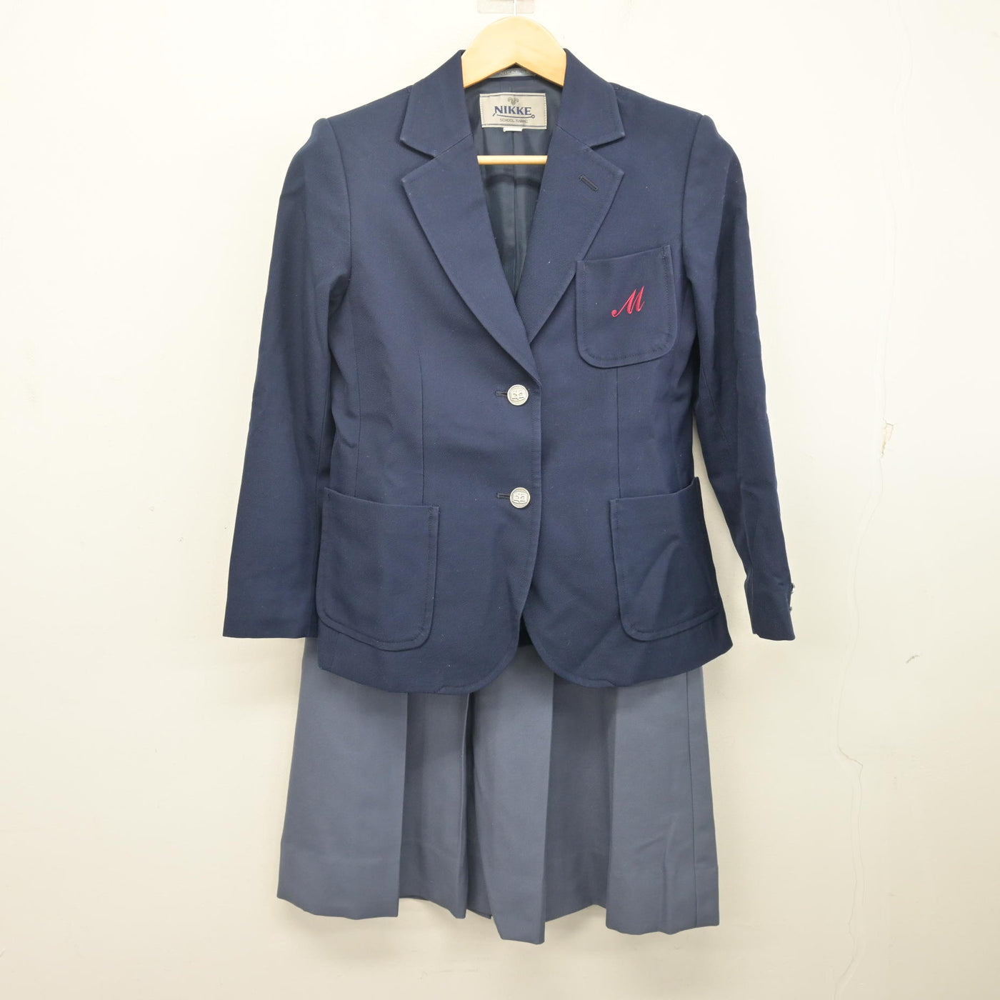 【中古】京都府 松尾中学校 女子制服 2点 (ブレザー・スカート) sf104271