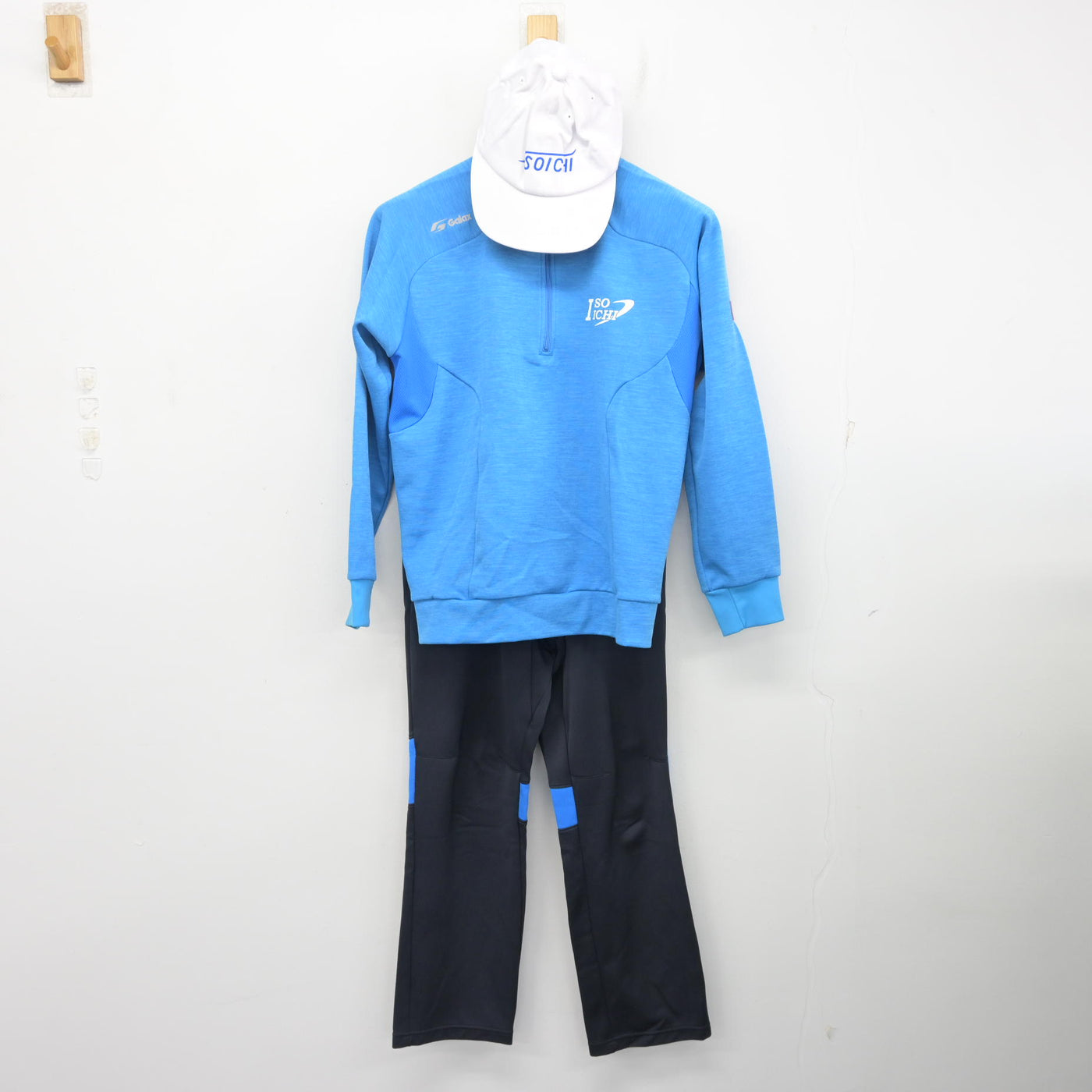 中古】宮崎県 五十市中学校 女子制服 3点 (ジャージ 上・ジャージ 下