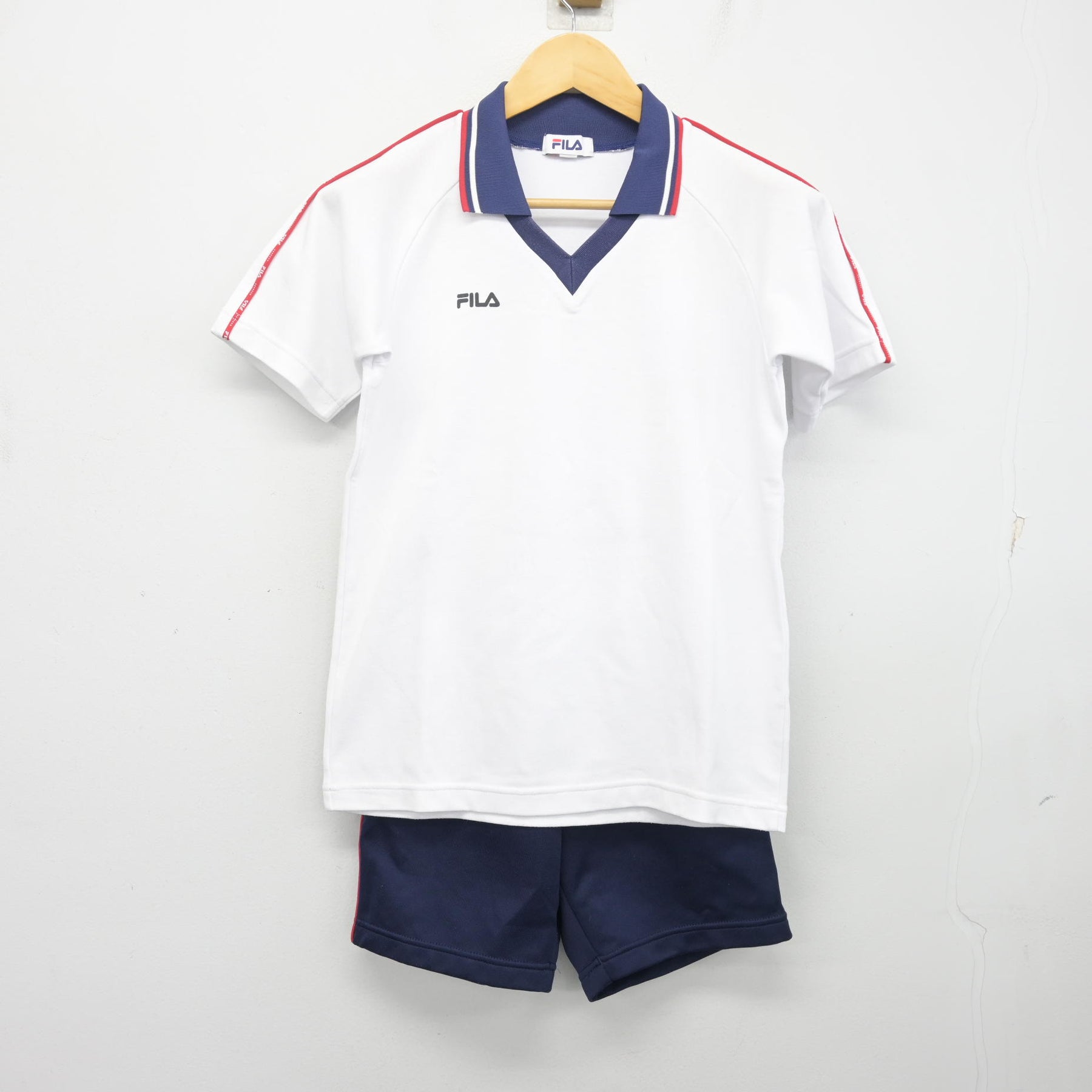 中古】愛知県 椙山女学園中学校 女子制服 2点 (体操服 上・体操服 下