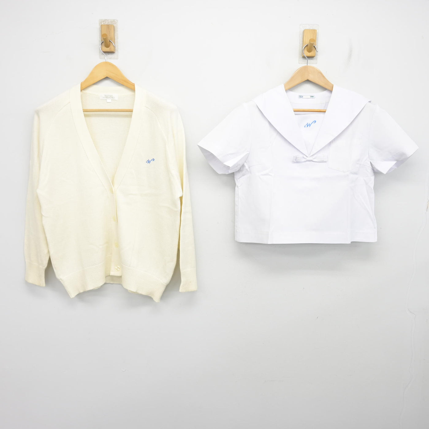 中古】長崎県 長崎西高等学校 女子制服 2点 (ニット・セーラー服