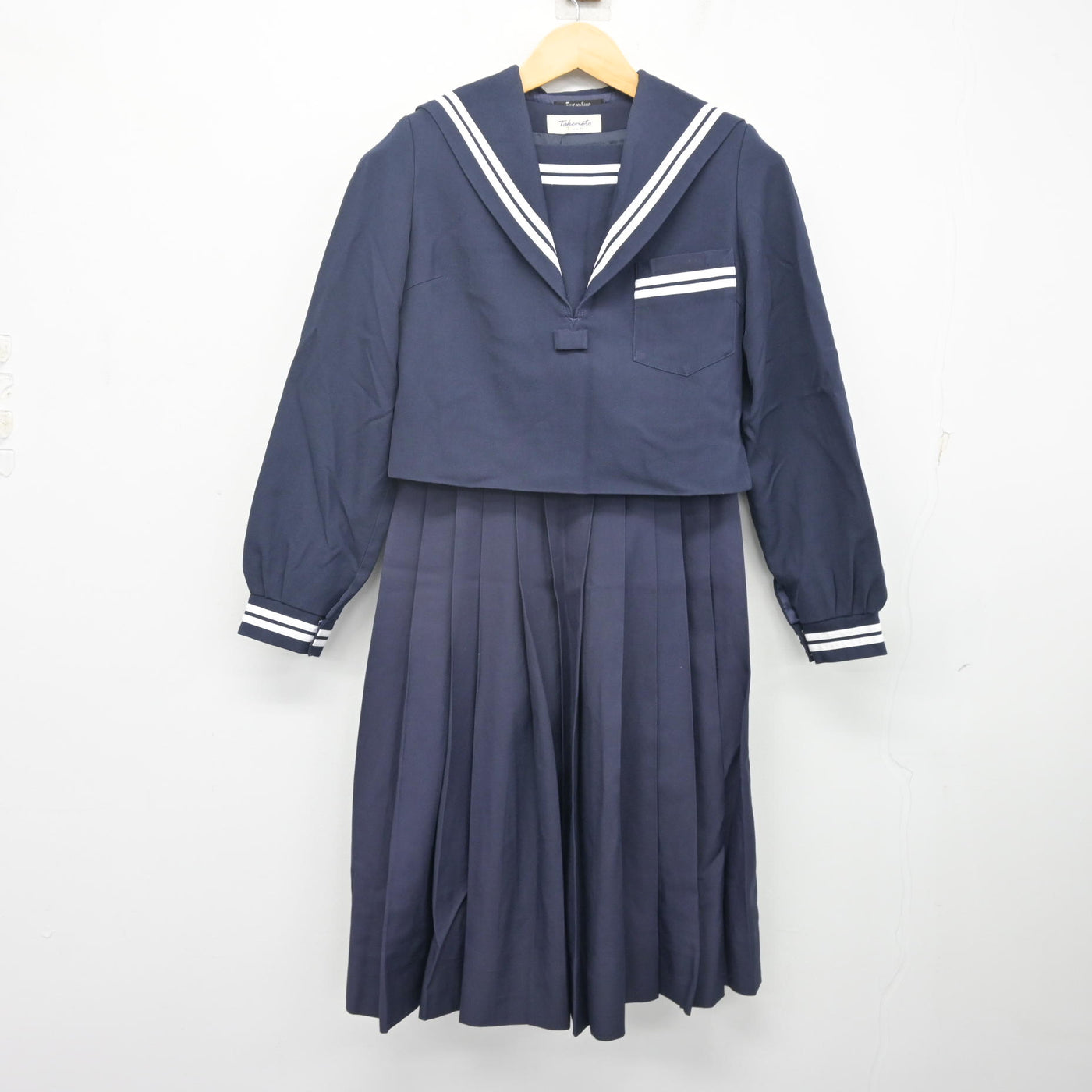 【中古】熊本県 託麻中学校 女子制服 2点 (セーラー服・ジャンパースカート) sf104331
