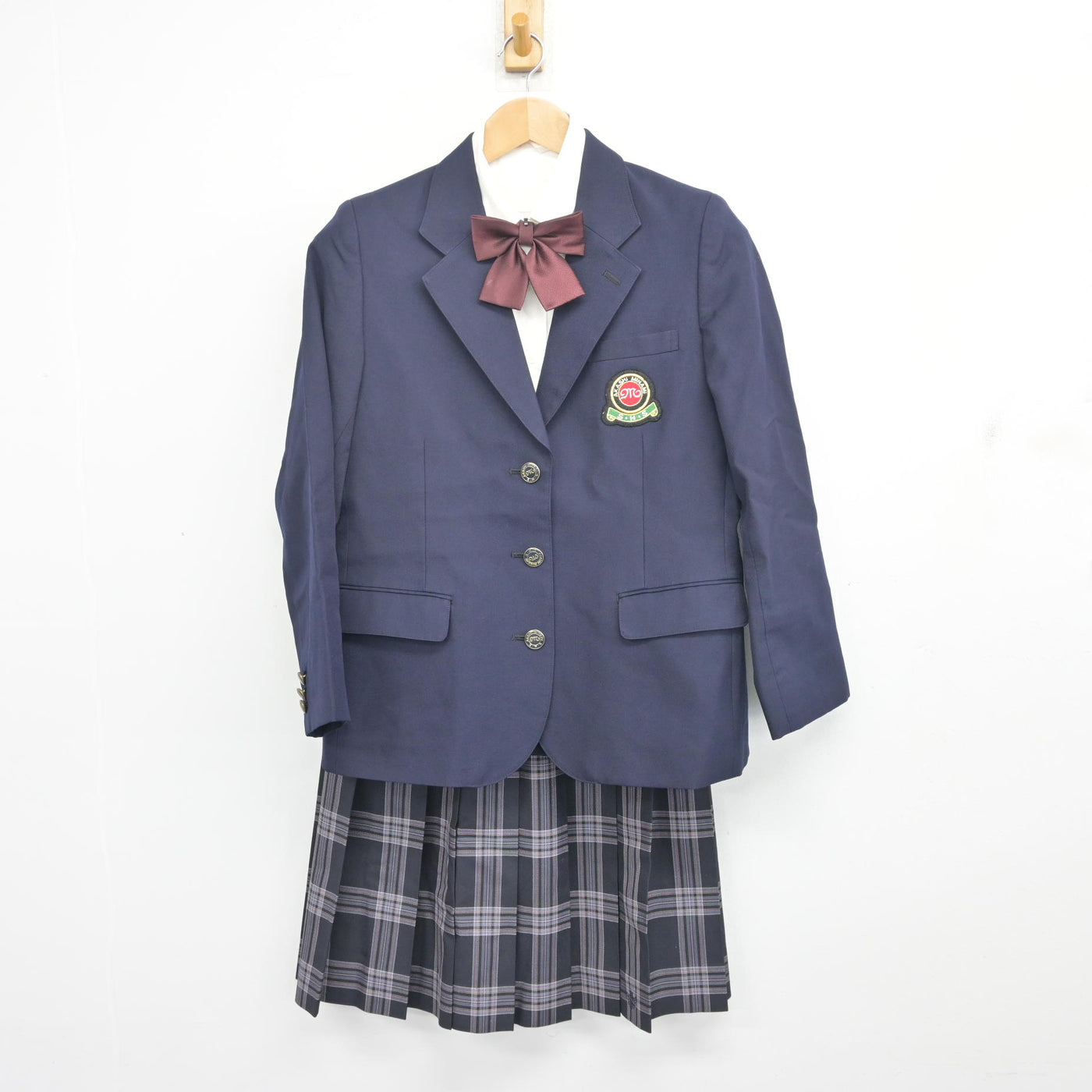 【中古】兵庫県 明石南高等学校 女子制服 4点 (ブレザー・シャツ・スカート) sf104637