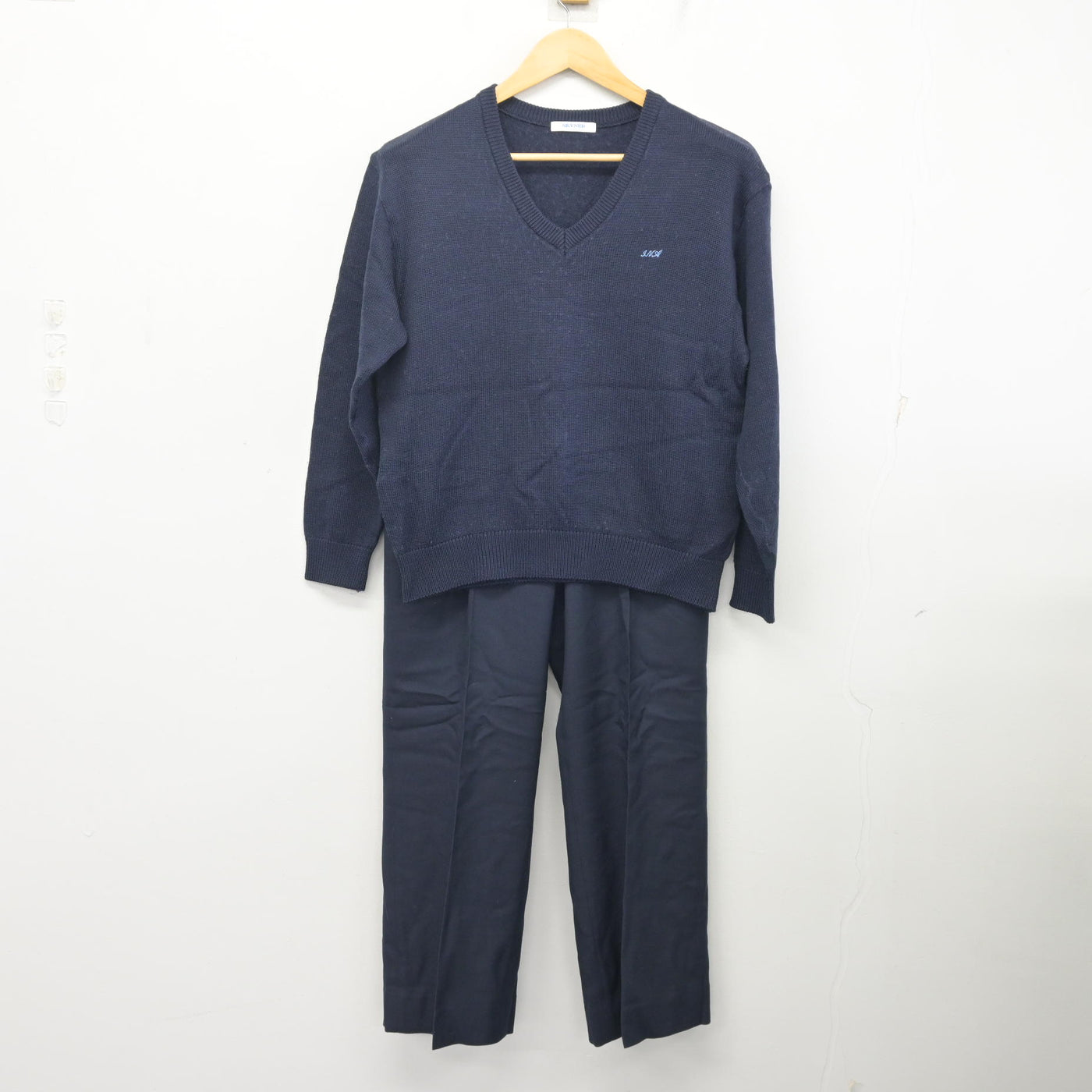 中古】埼玉県 伊奈学園総合高等学校 女子制服 2点 (ニット・ズボン 