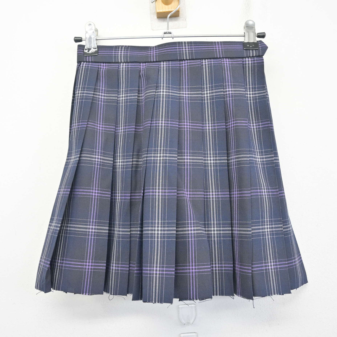 中古】 飛鳥未来高等学校 女子制服 3点 (ブレザー・シャツ・スカート