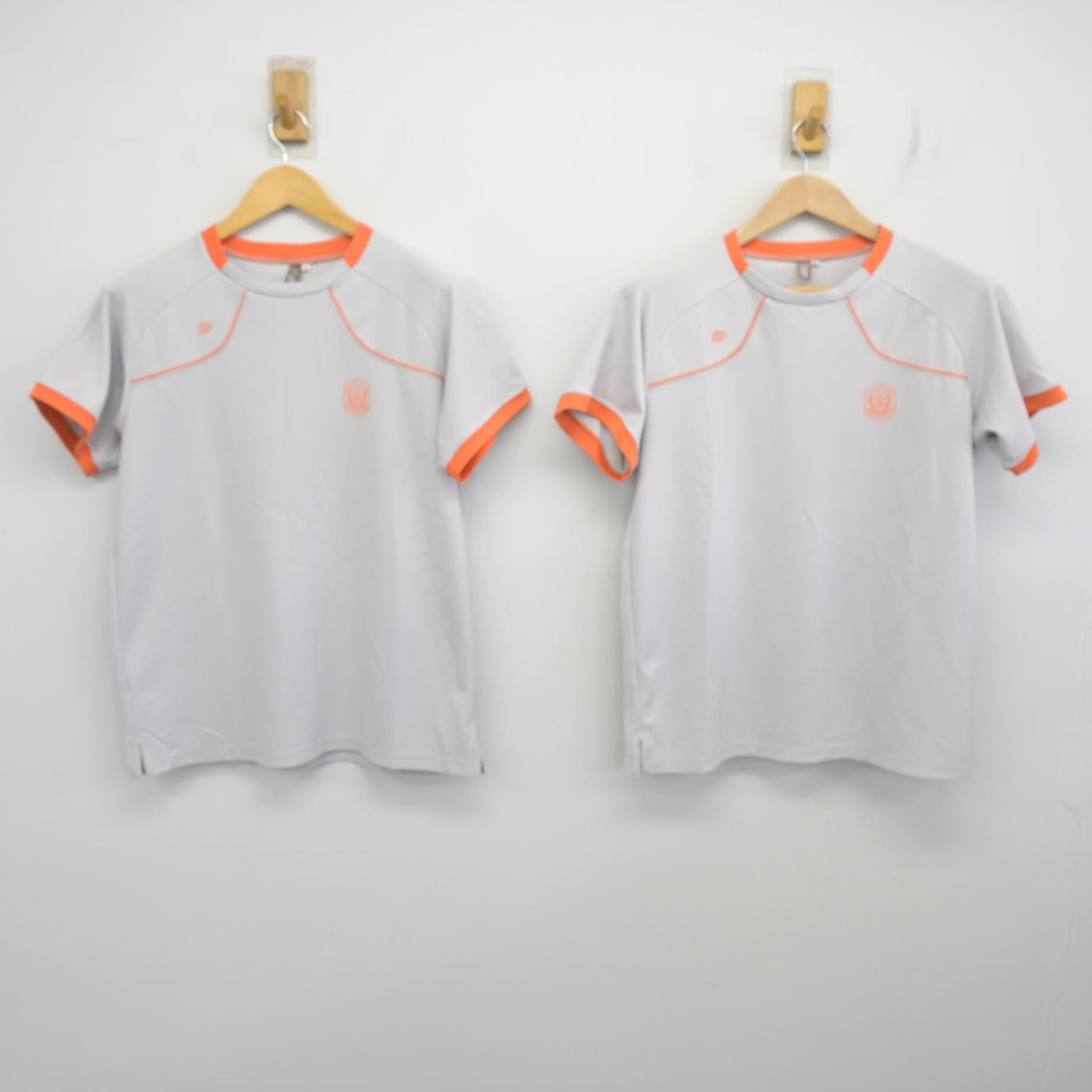 中古】埼玉県 埼玉栄高等学校 女子制服 2点 (体操服 上) sf105094 