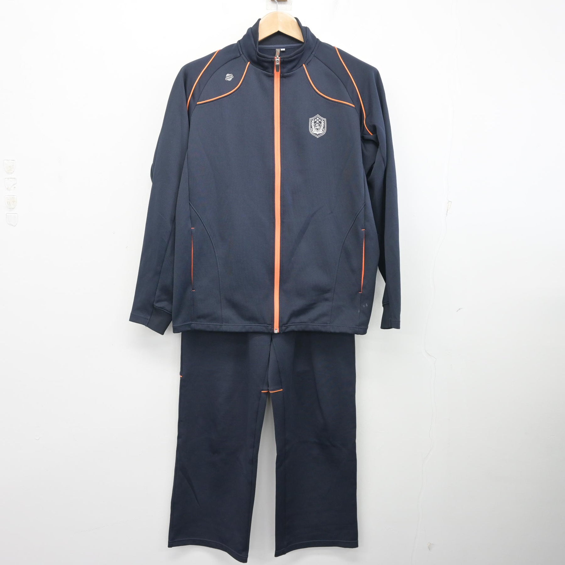 中古】埼玉県 埼玉栄高等学校 女子制服 2点 (ジャージ 上・ジャージ 下