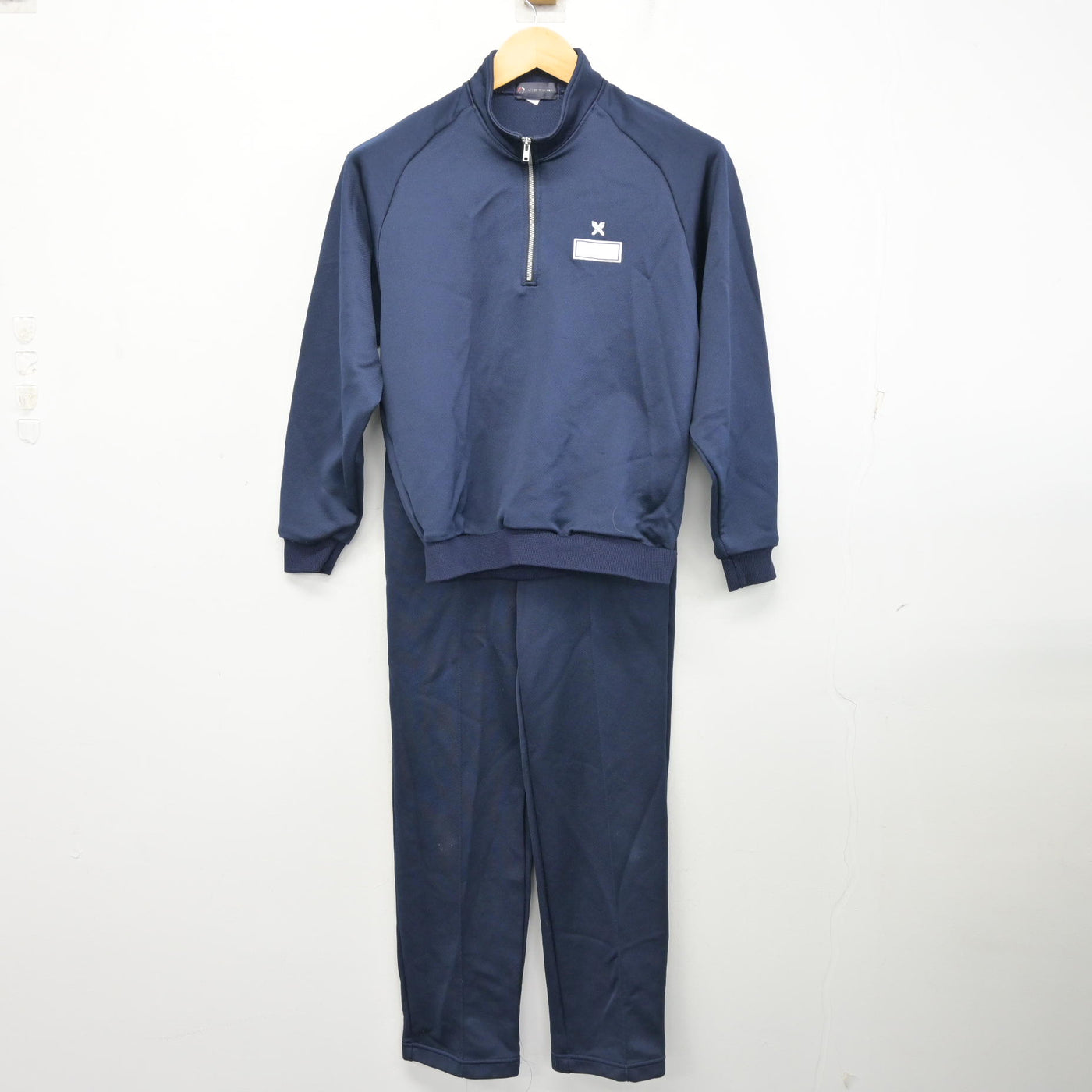 中古】東京都 慶應義塾女子高等学校 女子制服 3点 (ジャージ 上