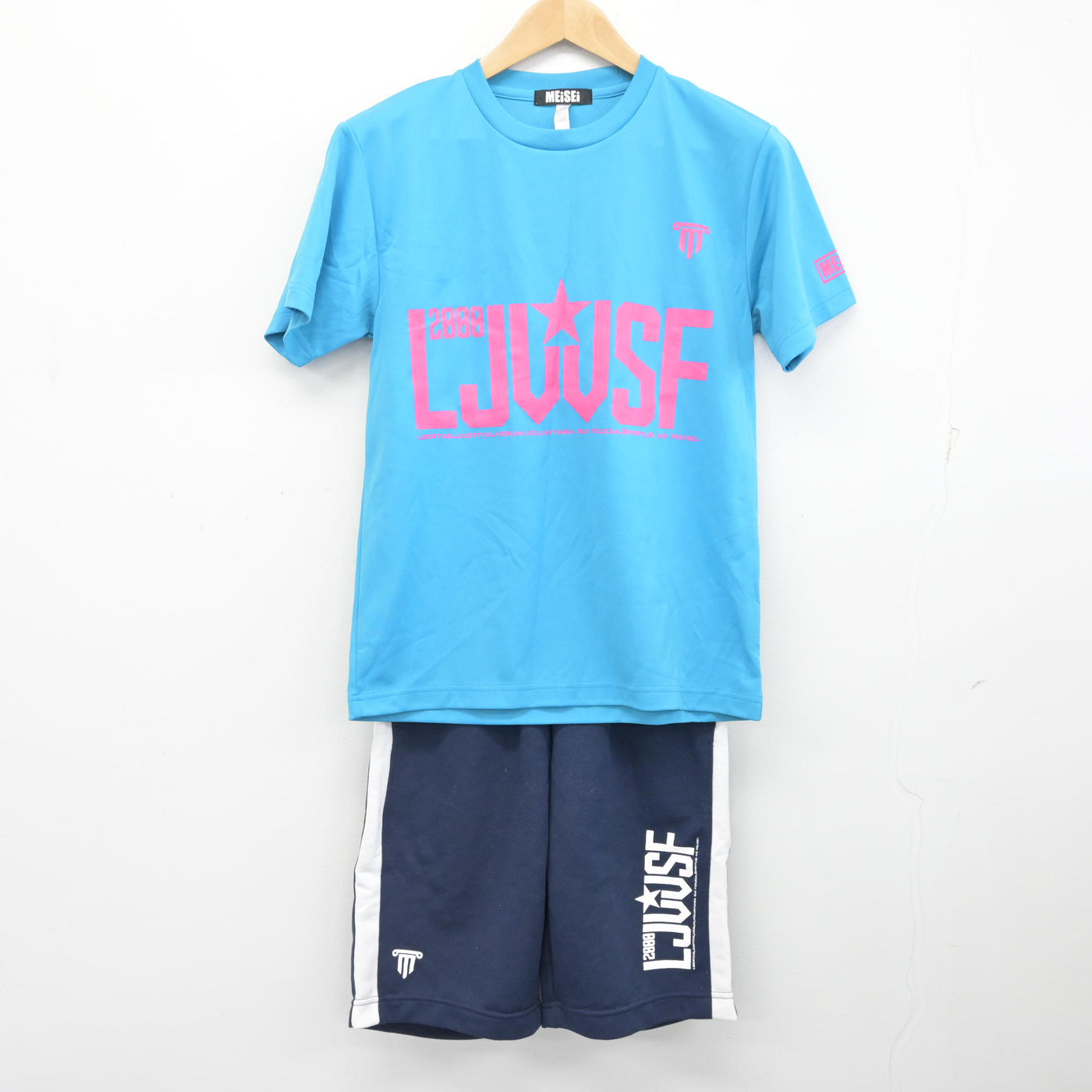 中古】 明聖高等学校 女子制服 3点 (体操服 上・体操服 下) sf105247