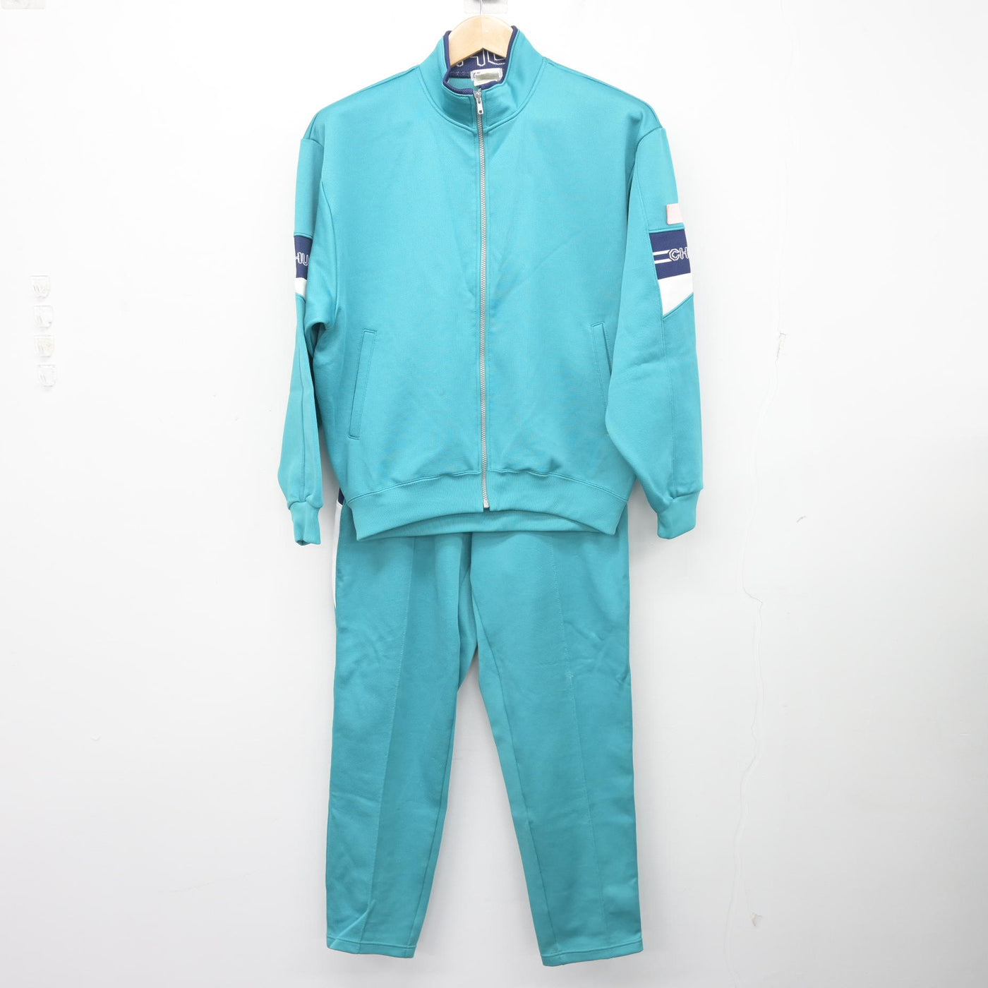 中古】千葉県 中央学院高等学校 女子制服 3点 (ジャージ 上・ジャージ