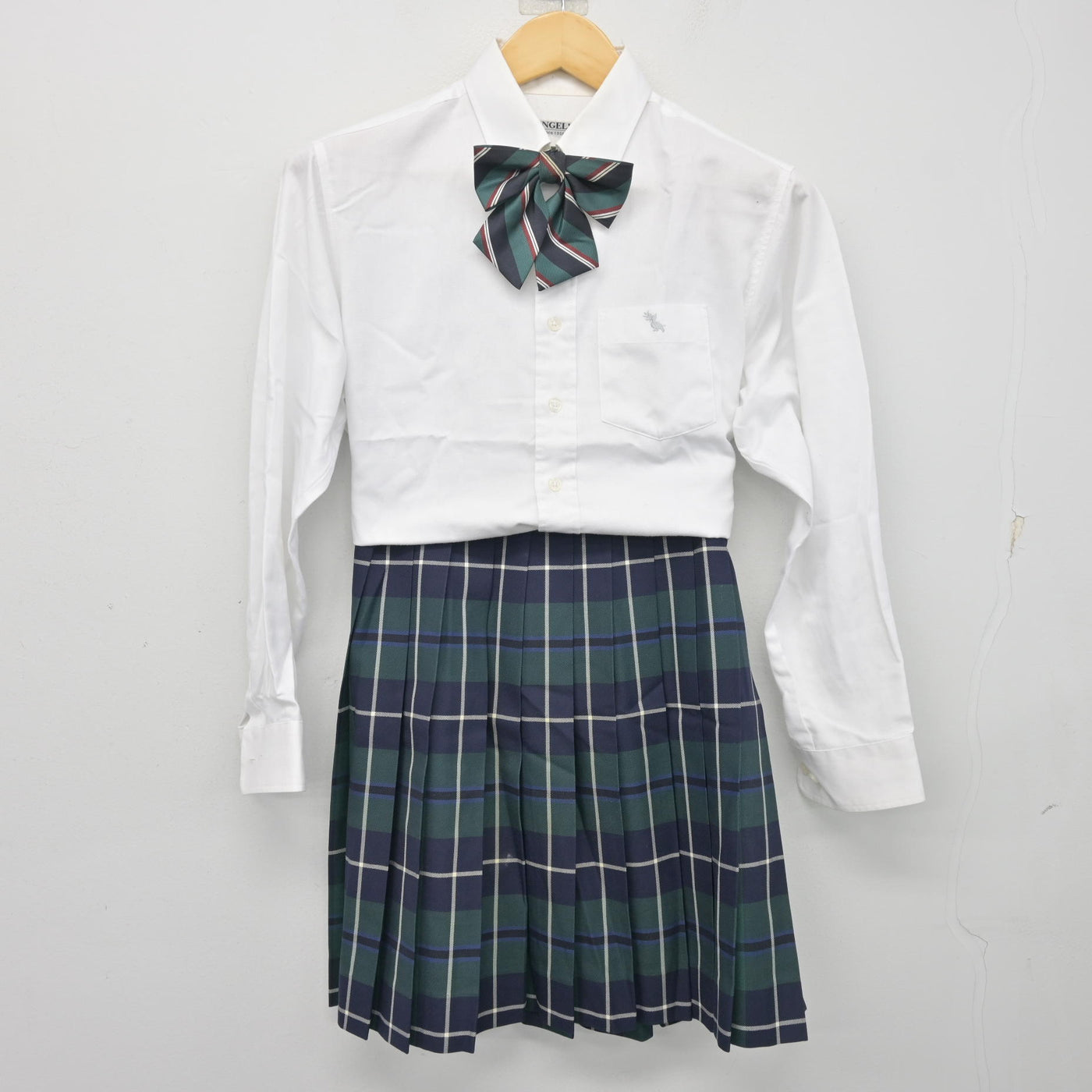 中古】鹿児島県 神村学園高等部 女子制服 3点 (シャツ・スカート
