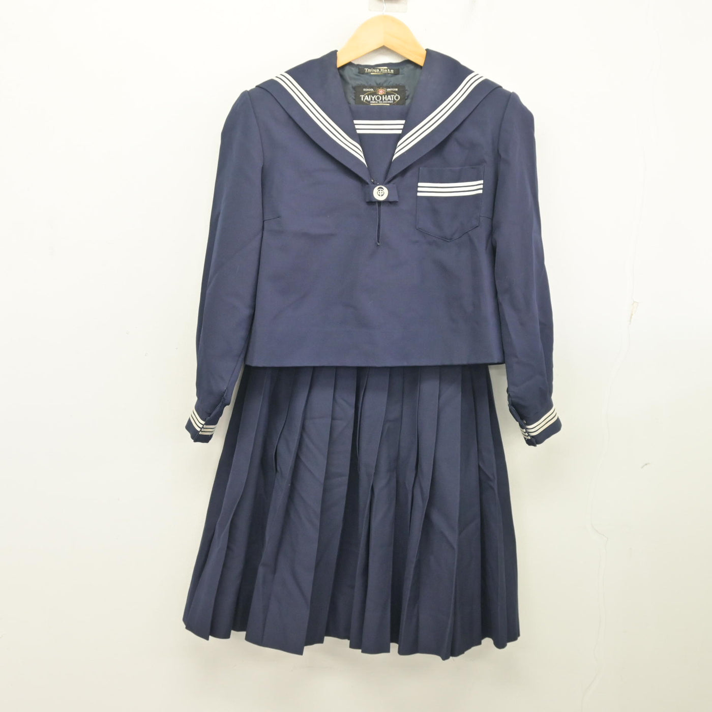 中学校 カバンの値段と価格推移は？｜10件の売買データから