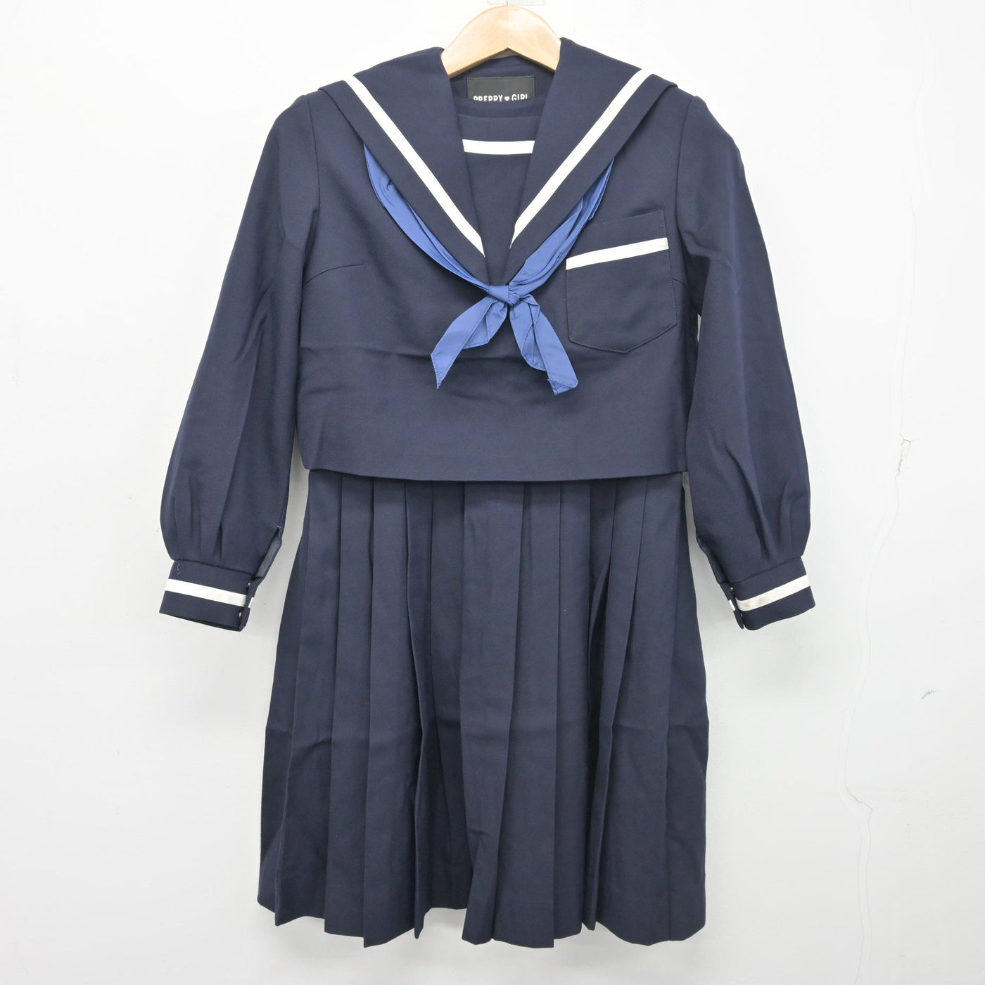 中学制服 中古】熊本県 藤園中学校 女子制服 3点 (セーラー服・ジャンパー