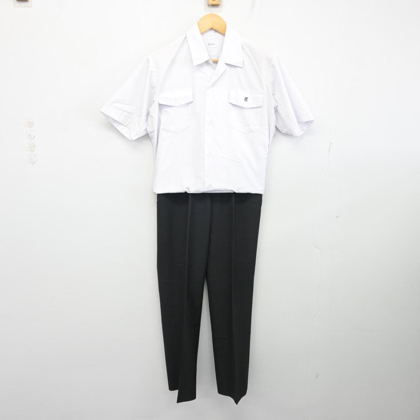 中古】鹿児島県 鶴丸高等学校 男子制服 2点 (シャツ・ズボン) sf106899
