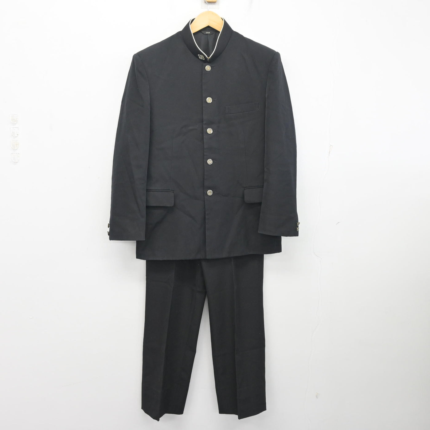中古】長崎県 五島高等学校 男子制服 3点 (学ラン・ズボン) sf106934