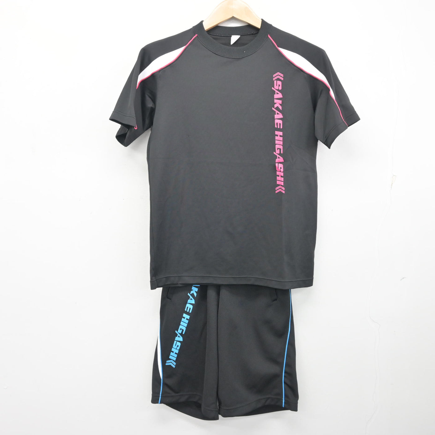 中古】埼玉県 栄東高等学校 女子制服 2点 (体操服 上・体操服 下