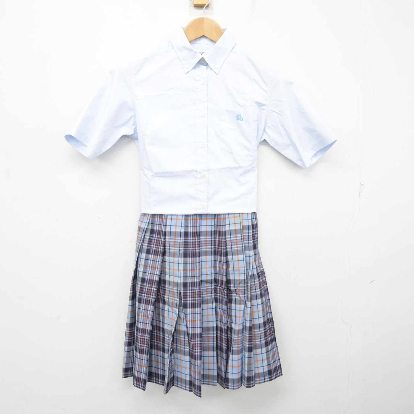 中古】埼玉県 清和学園高等学校 女子制服 3点 (ニットベスト・シャツ 