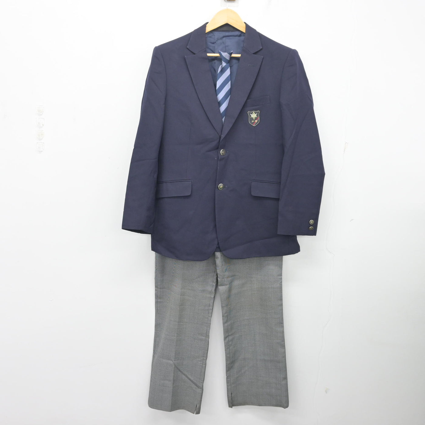 中古】静岡県 三島学園 知徳高等学校 男子制服 3点 (ブレザー・ズボン