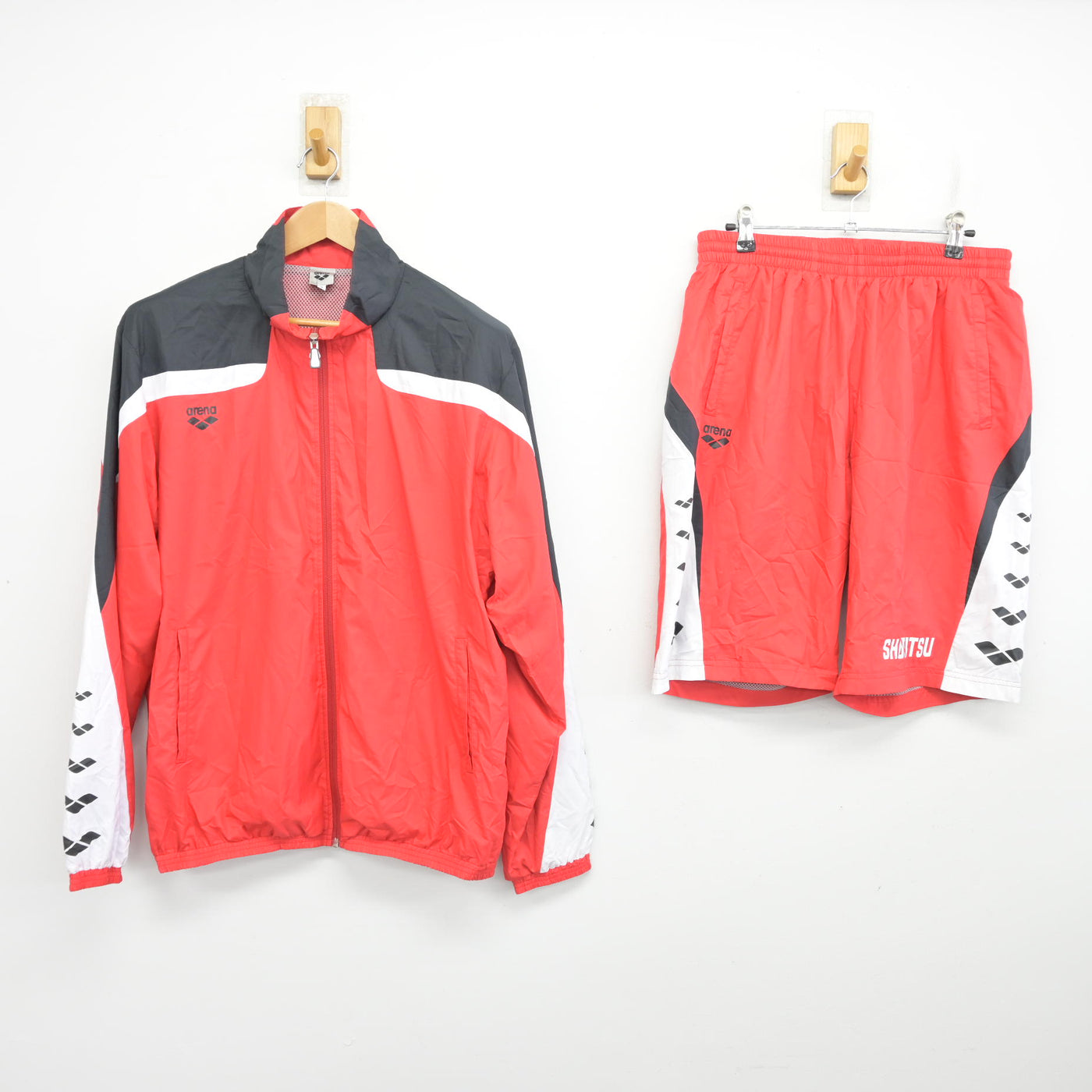 中古】岡山県 就実高等学校/水泳部ユニフォーム 男子制服 2点 (部活 