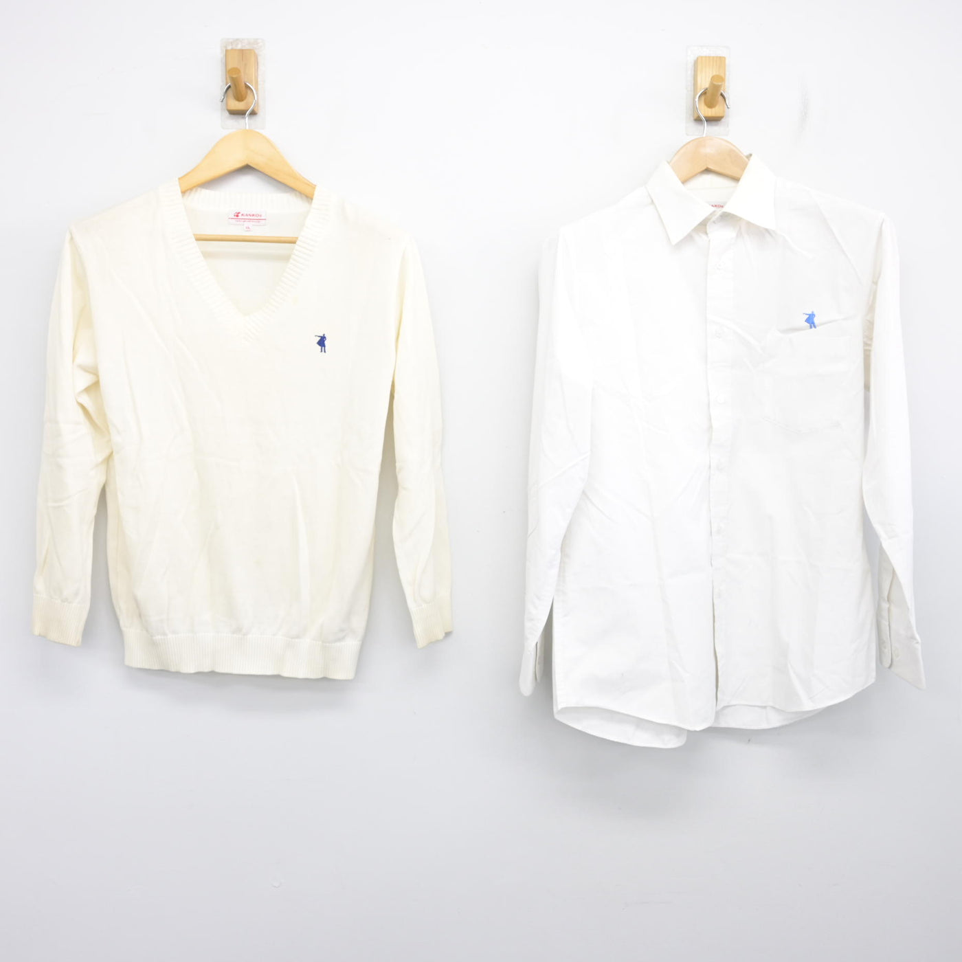 中古】愛知県 クラーク記念国際高等学校 男子制服 2点 (ニット・シャツ 