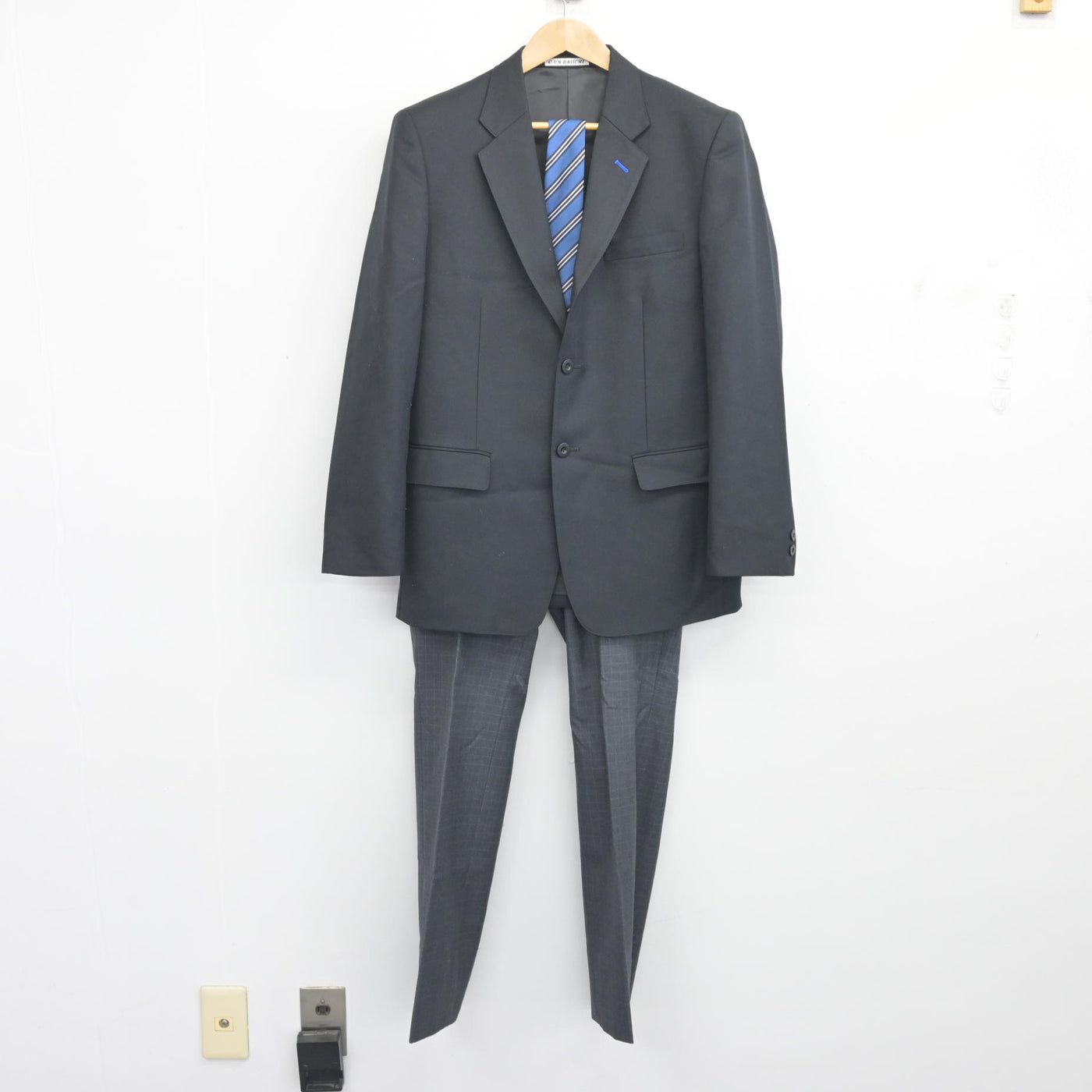 中古】愛知県 中部大学第一高等学校 男子制服 3点 (ブレザー・ズボン 