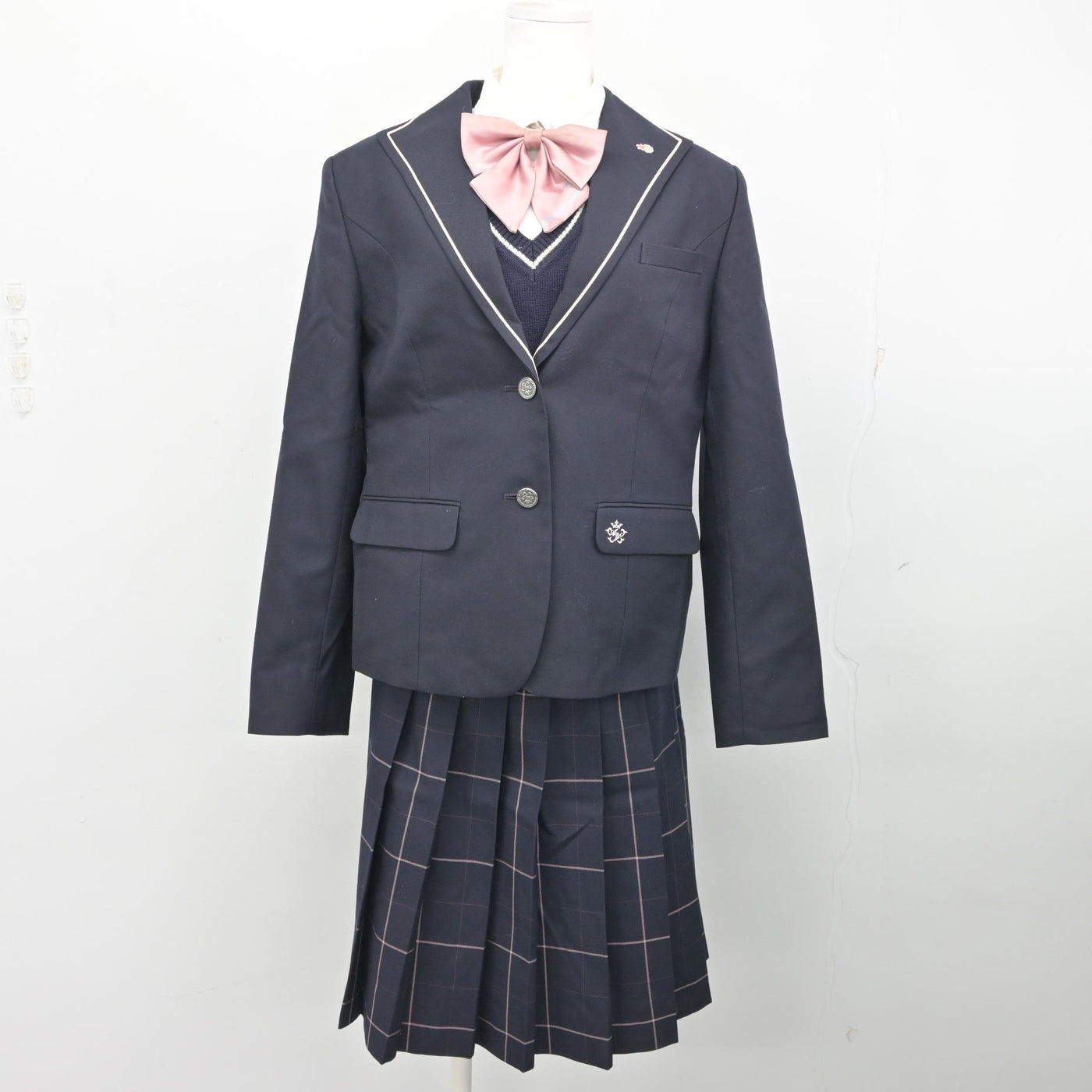 中古】青森県 青森山田高等学校 女子制服 6点 (ブレザー・ニットベスト